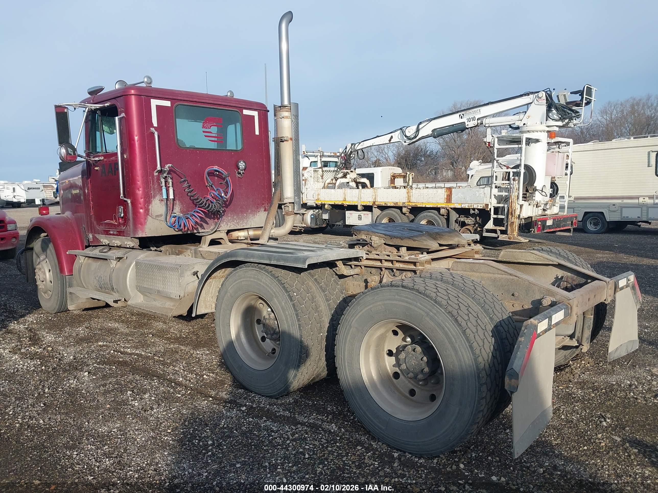 INTERNATIONAL 9000 image 3