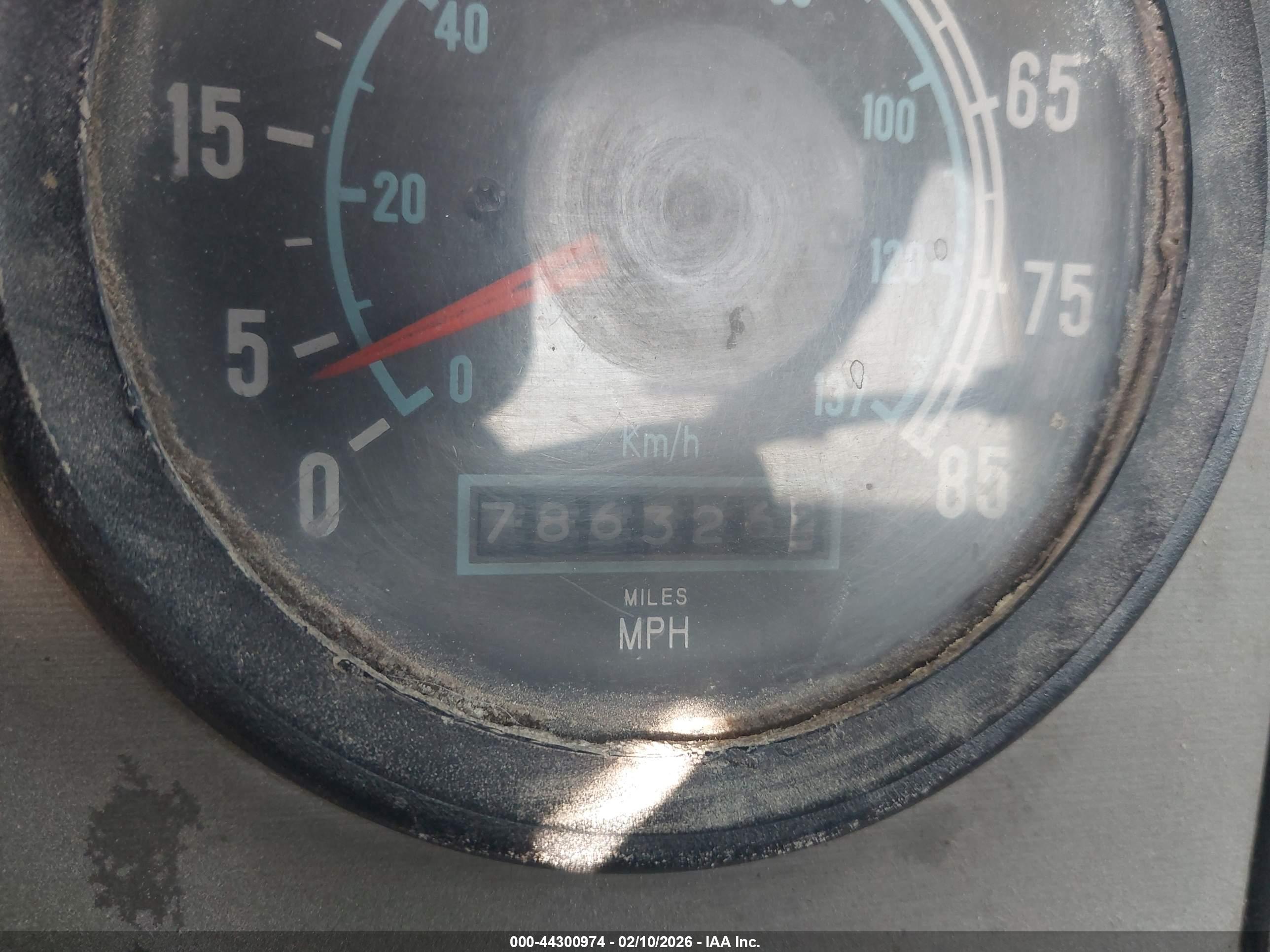 INTERNATIONAL 9000 image 6