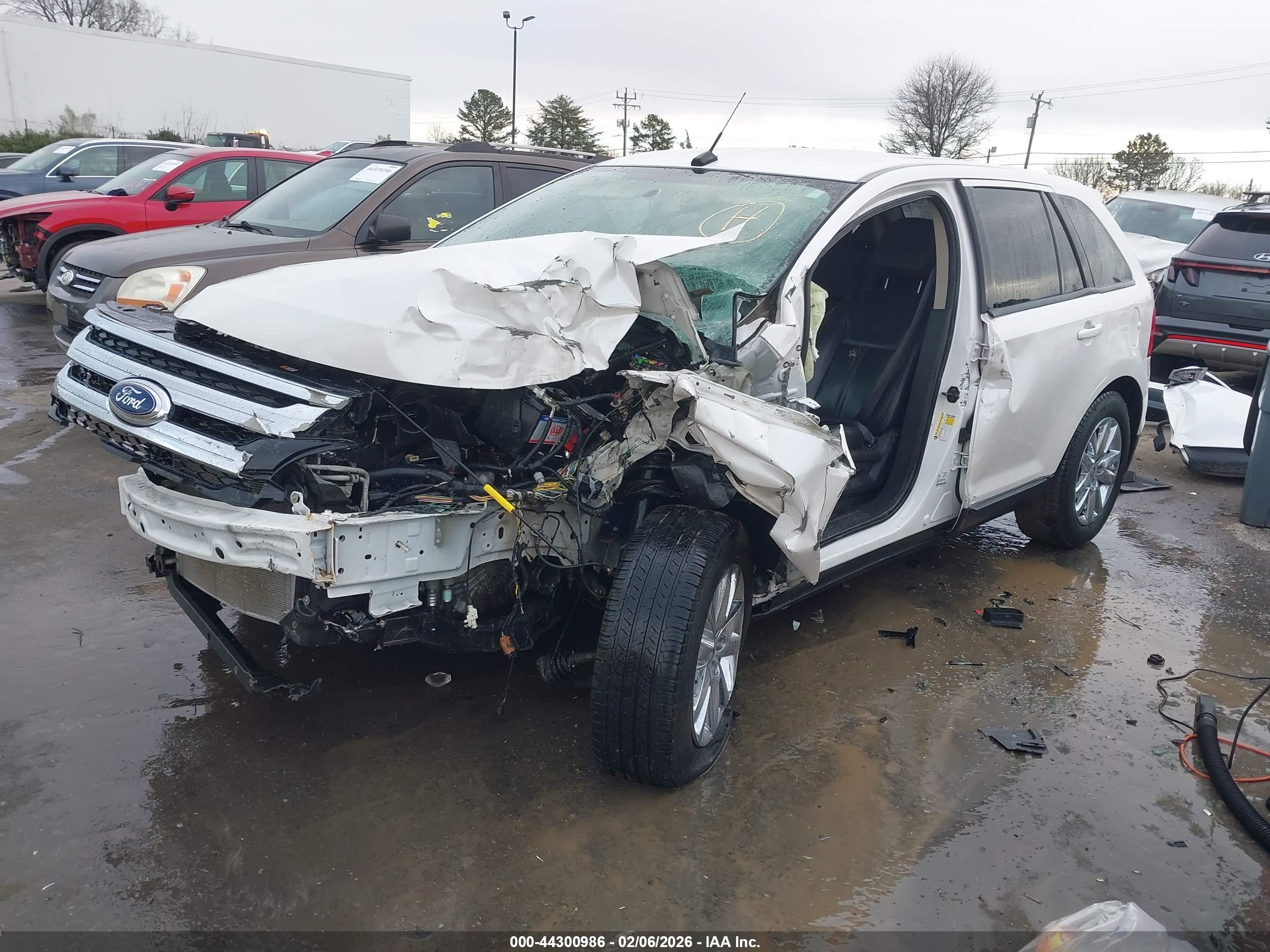 FORD EDGE image 2