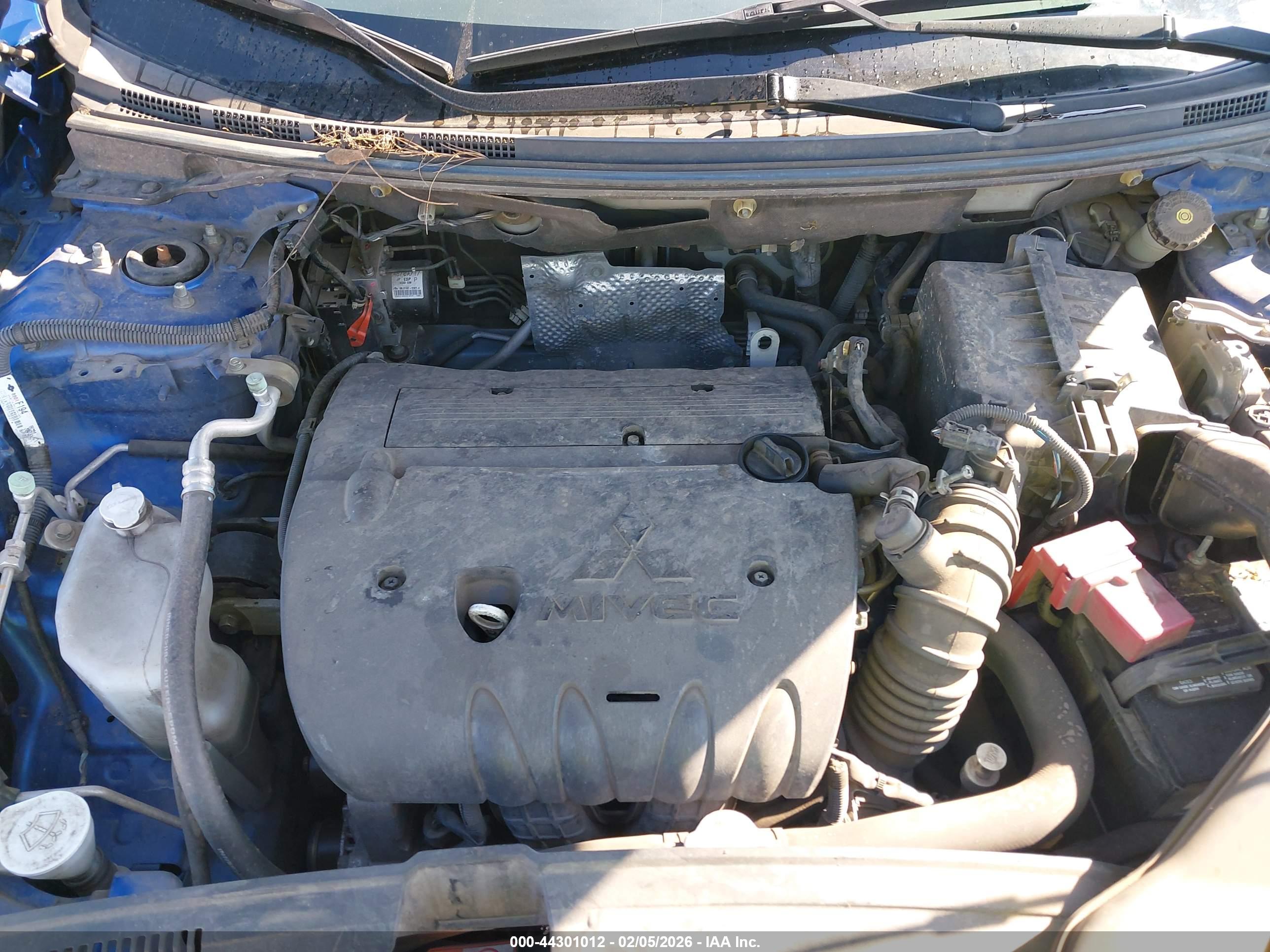 MITSUBISHI LANCER image 10