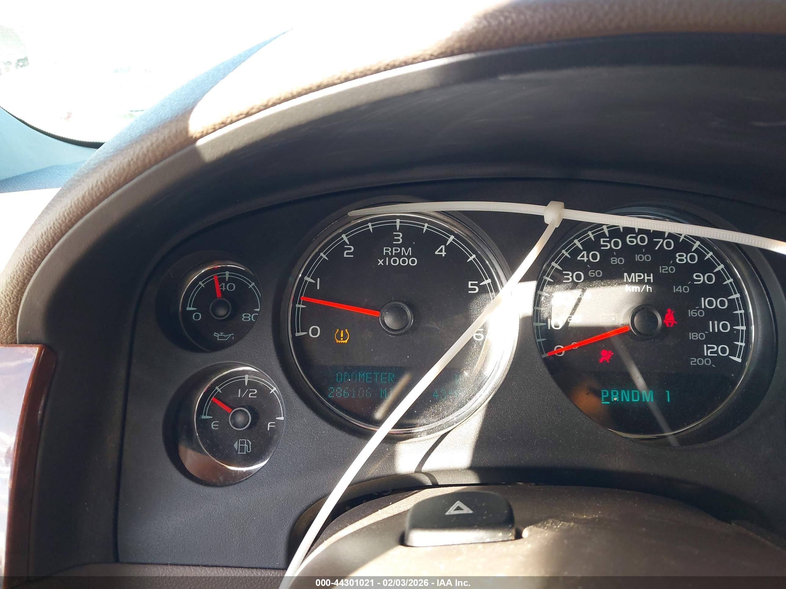 GMC SIERRA image 7