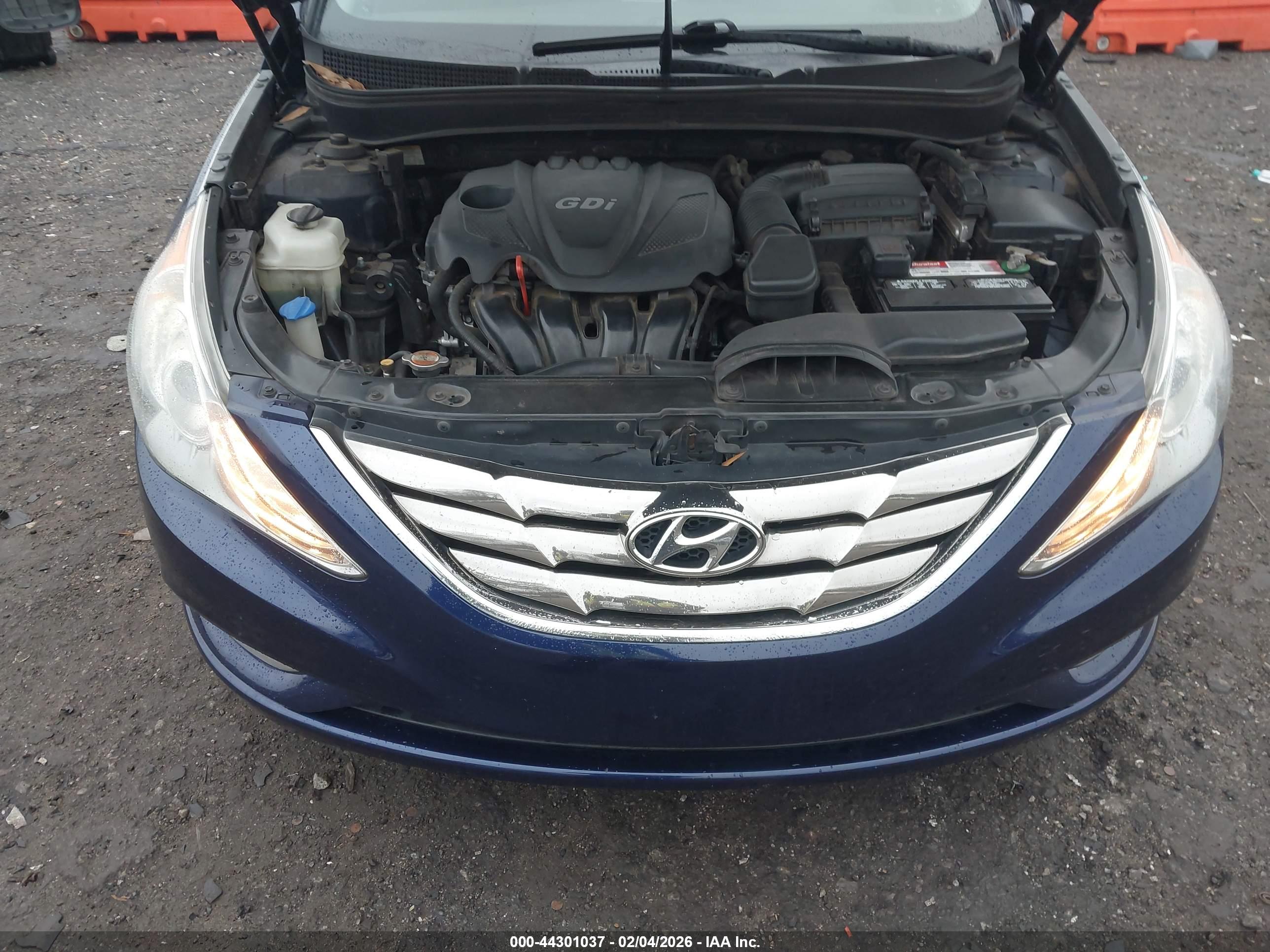 HYUNDAI SONATA image 10