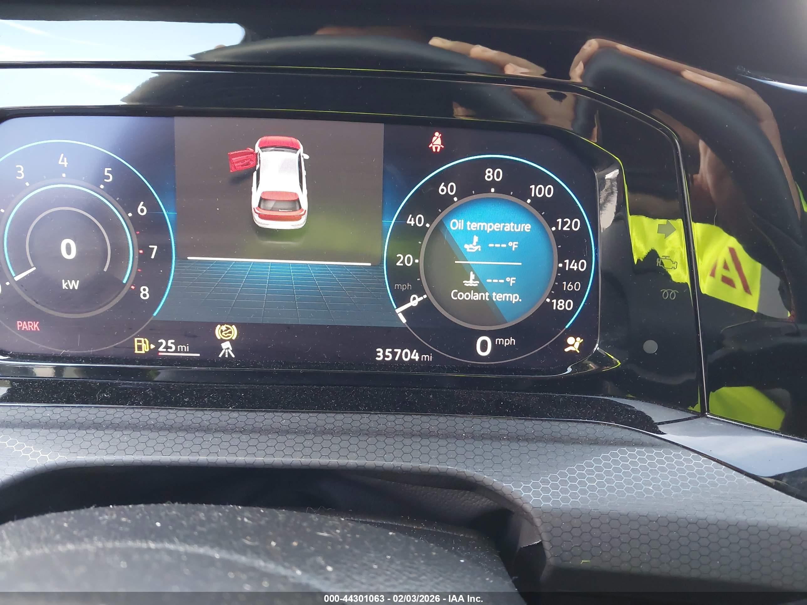 VOLKSWAGEN GOLF image 7
