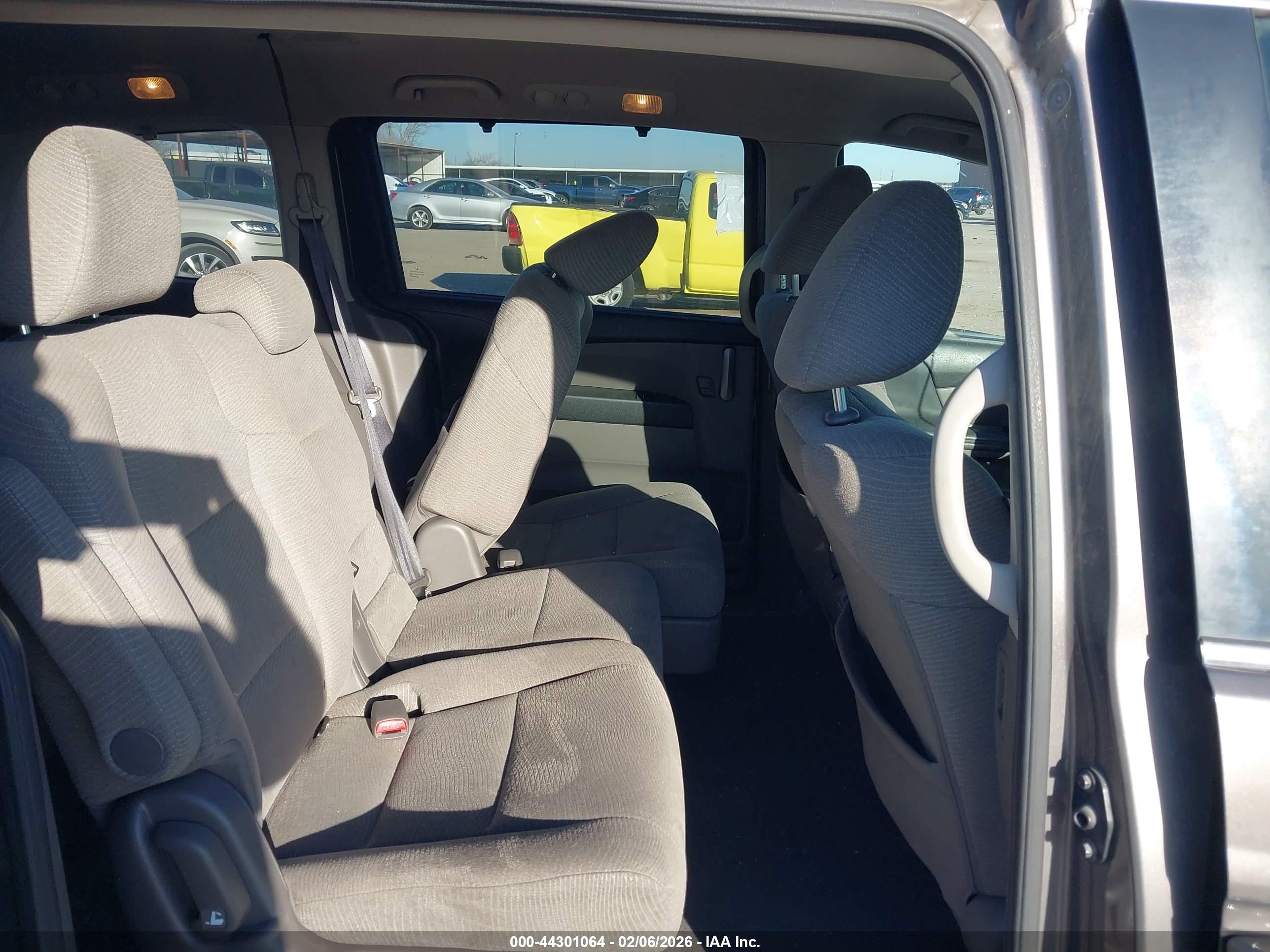 HONDA ODYSSEY image 8