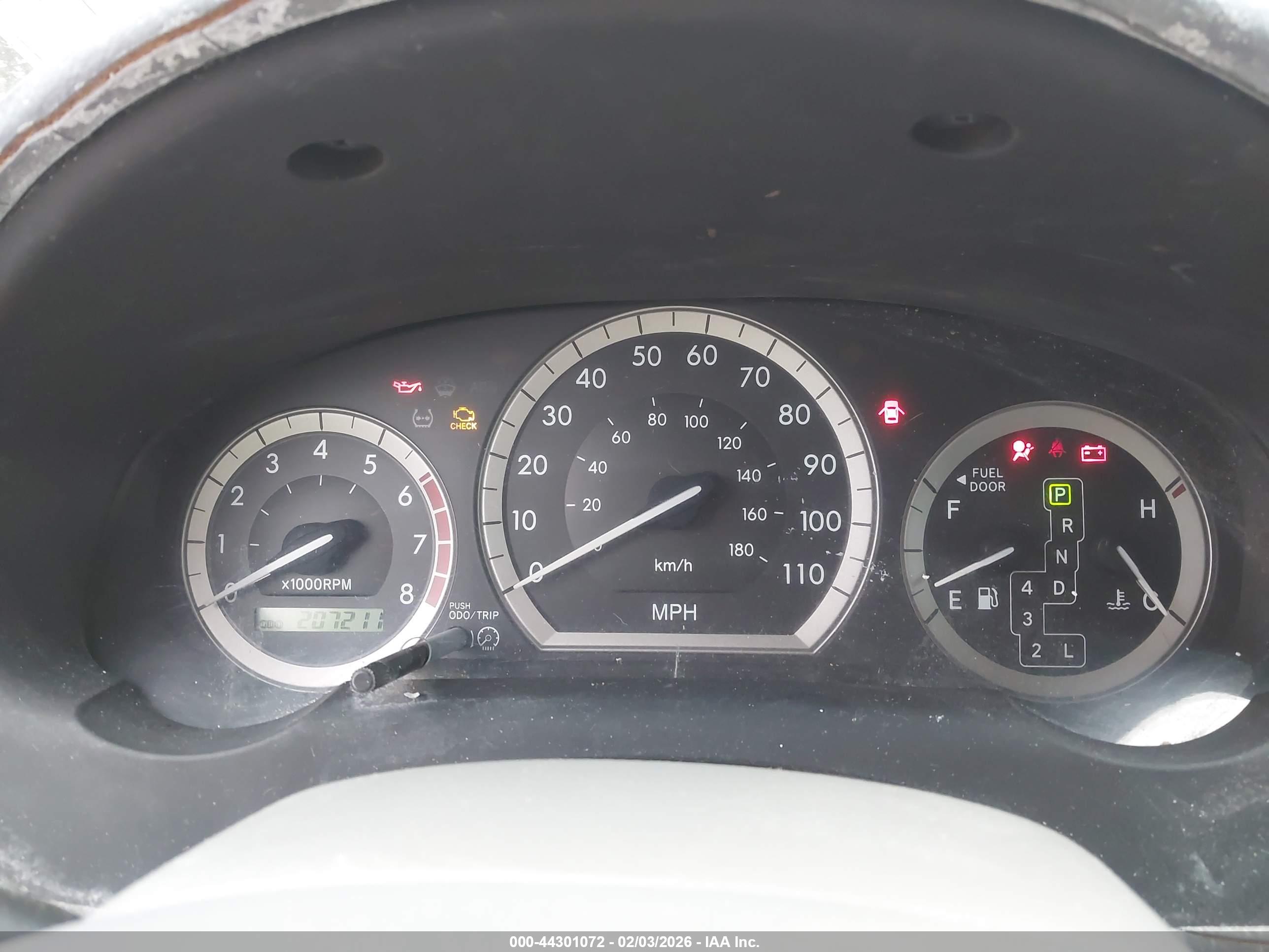 TOYOTA SIENNA image 7