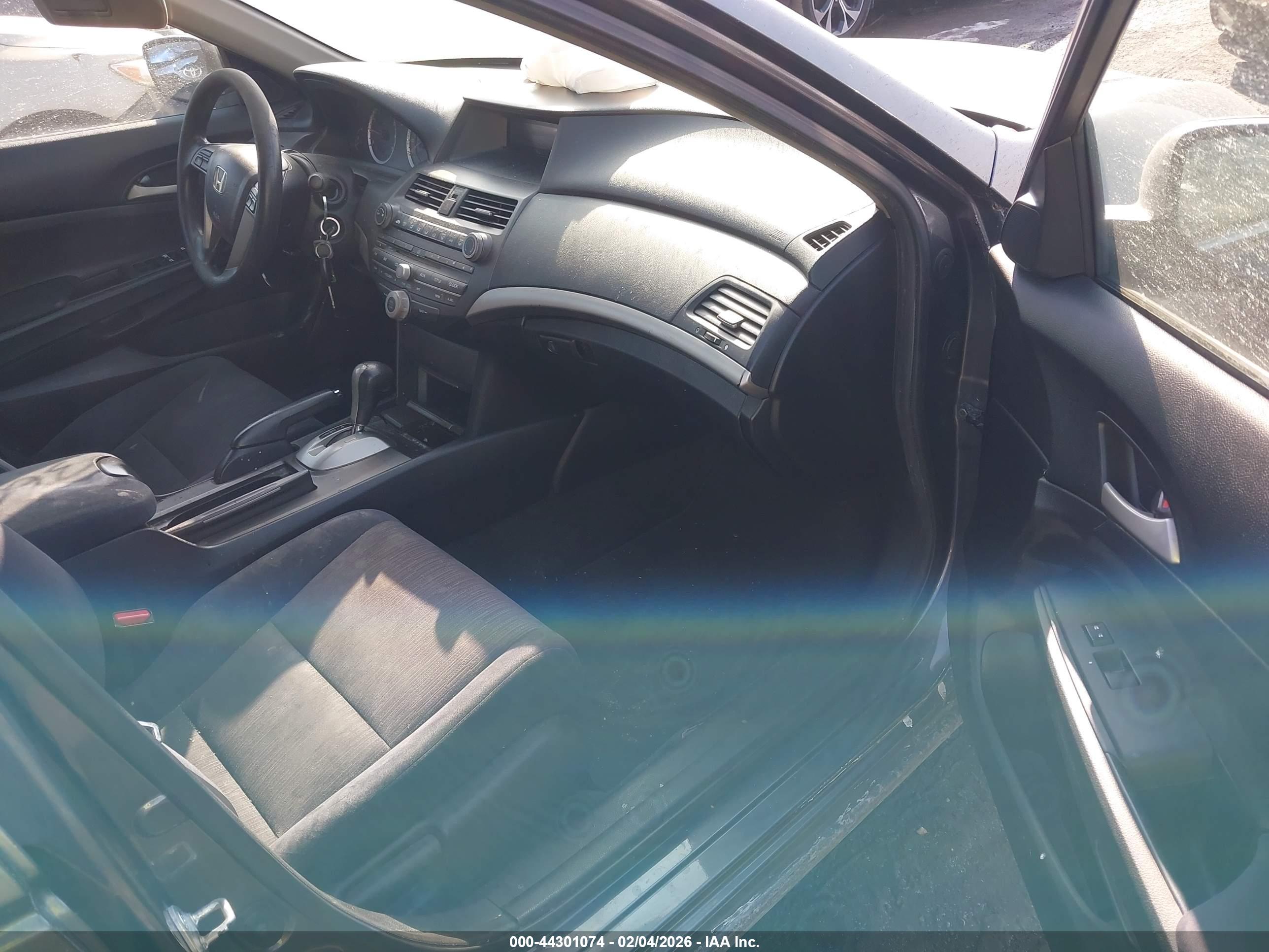 HONDA ACCORD image 5