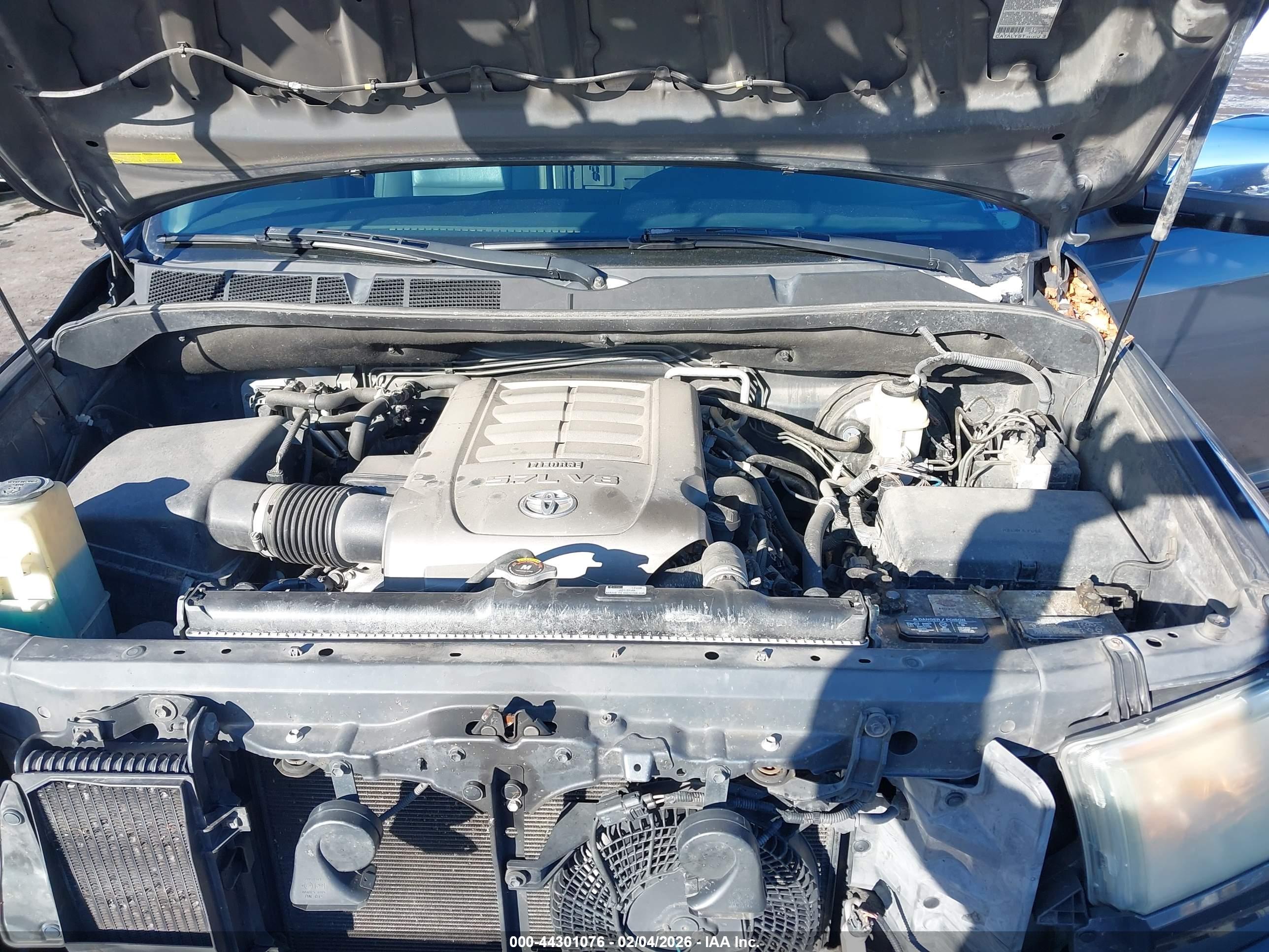 TOYOTA SEQUOIA image 10