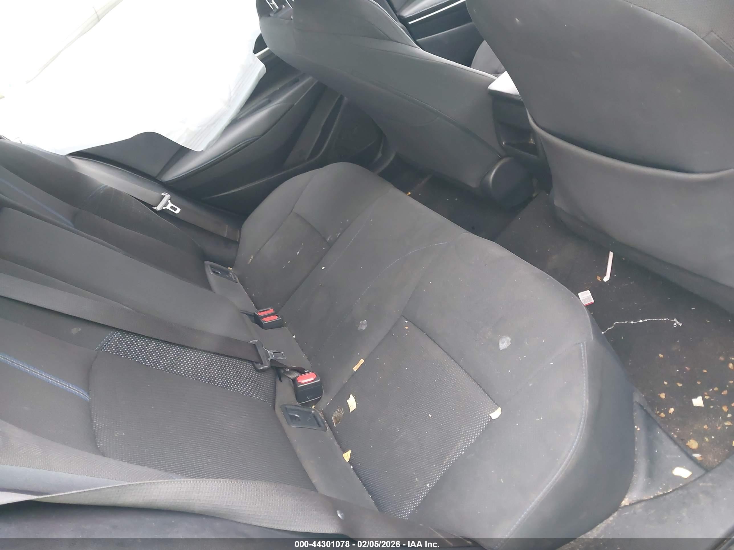 TOYOTA COROLLA image 8