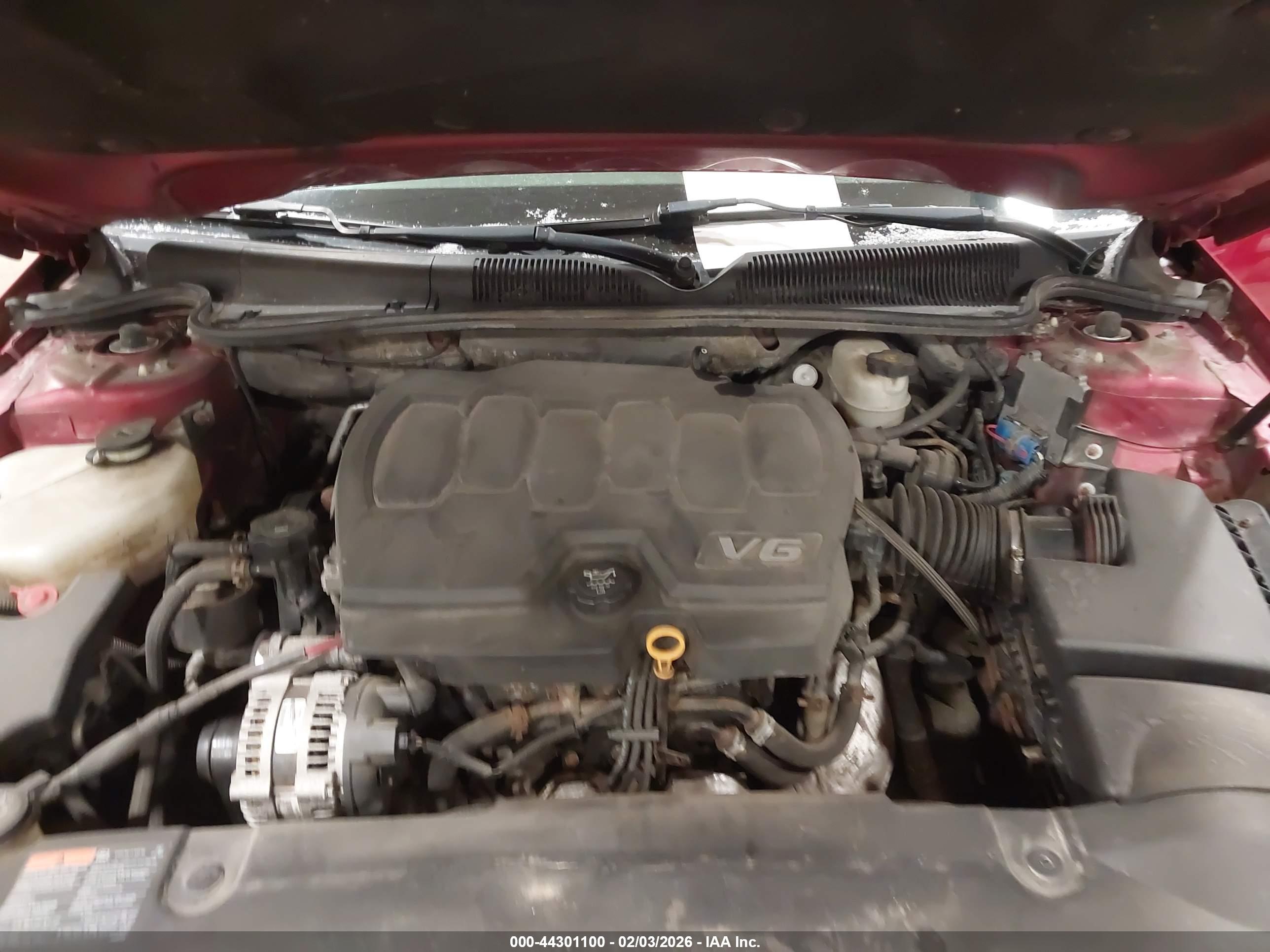 BUICK LUCERNE image 10