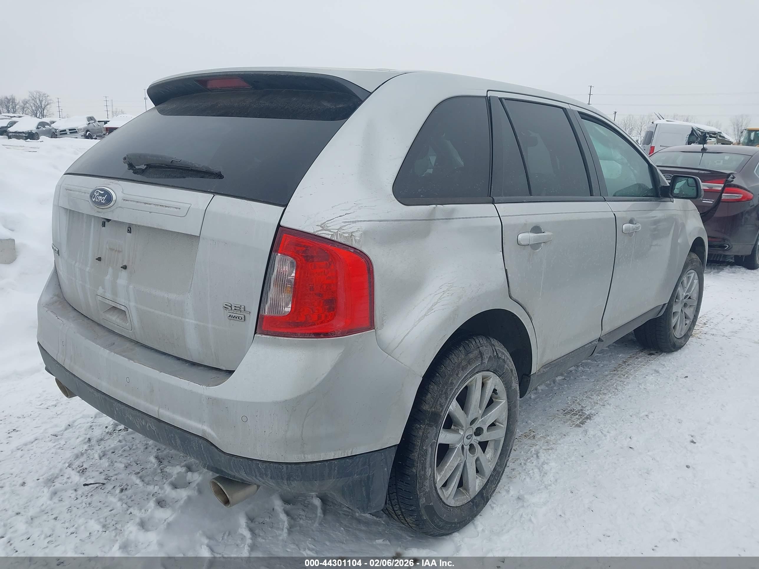 FORD EDGE image 4