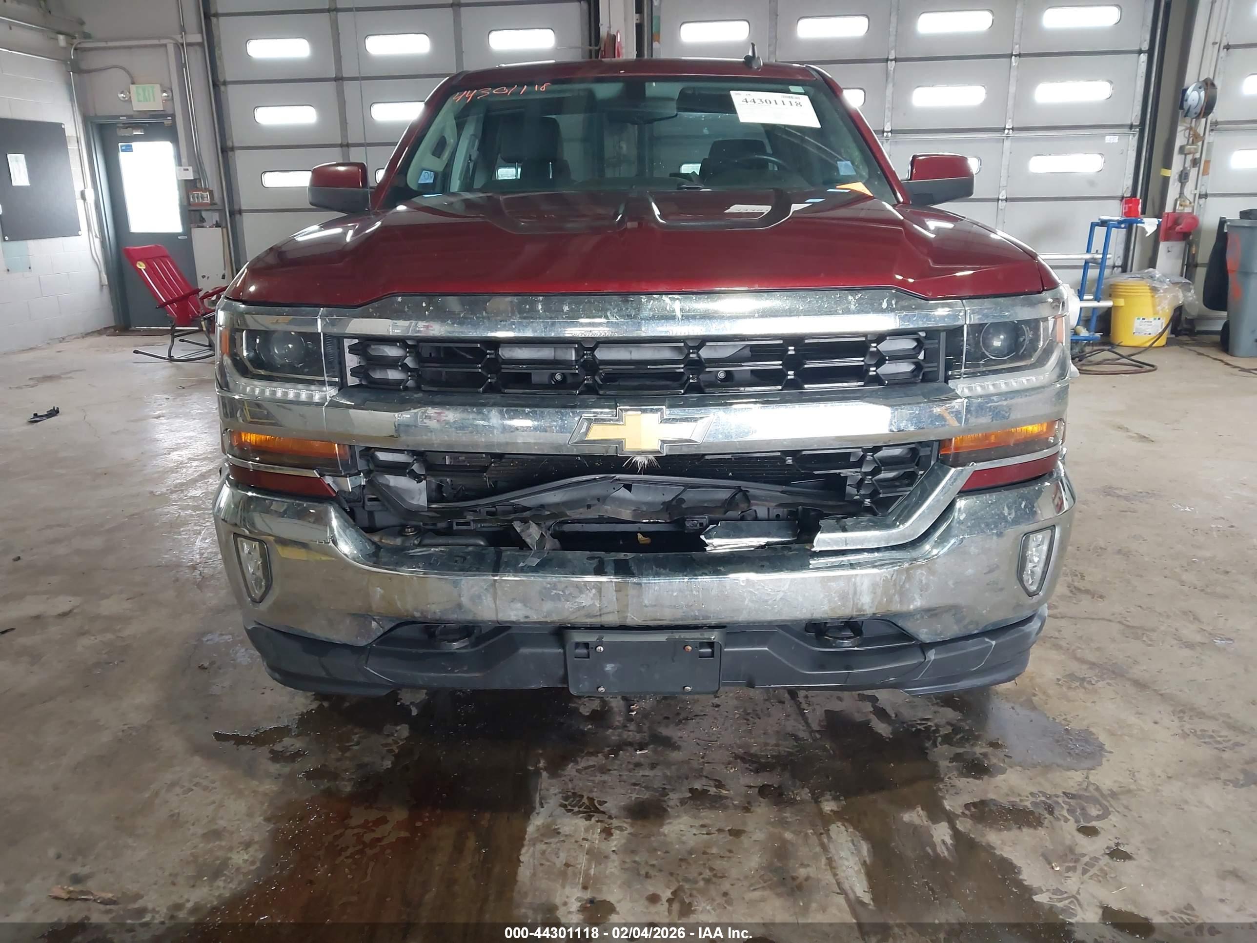 CHEVROLET SILVERADO image 6