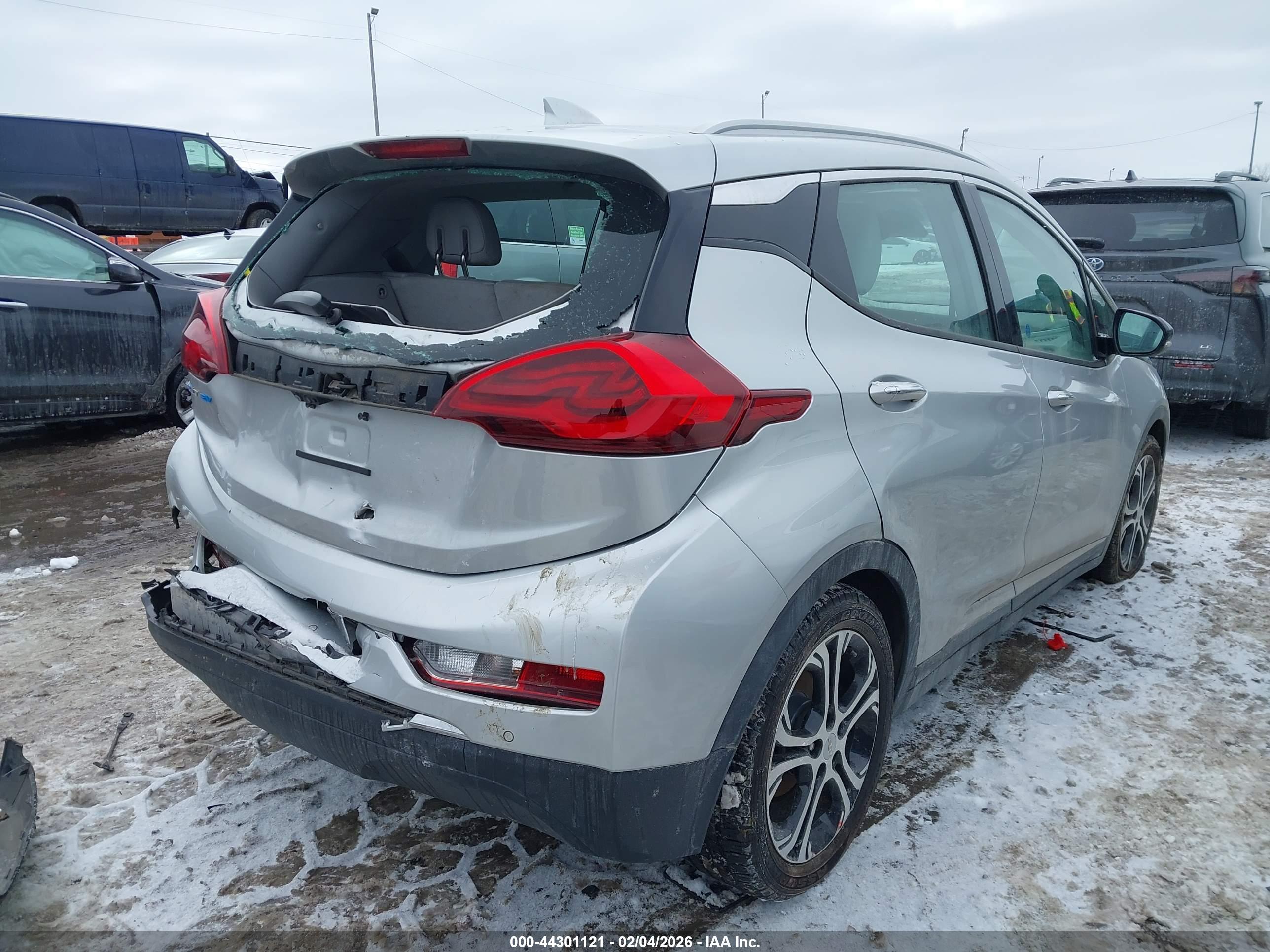 CHEVROLET BOLT image 4