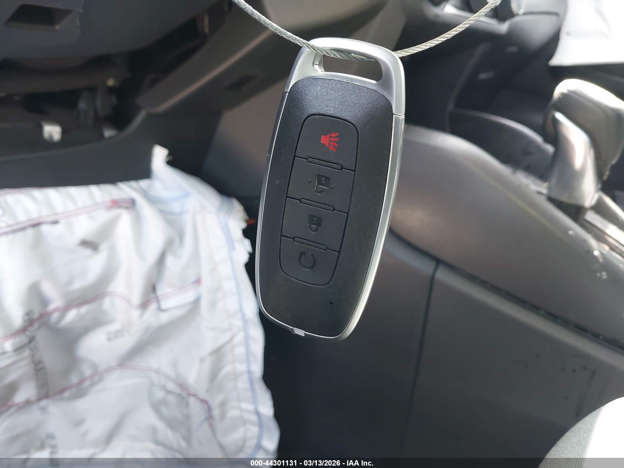 NISSAN KICKS image 11