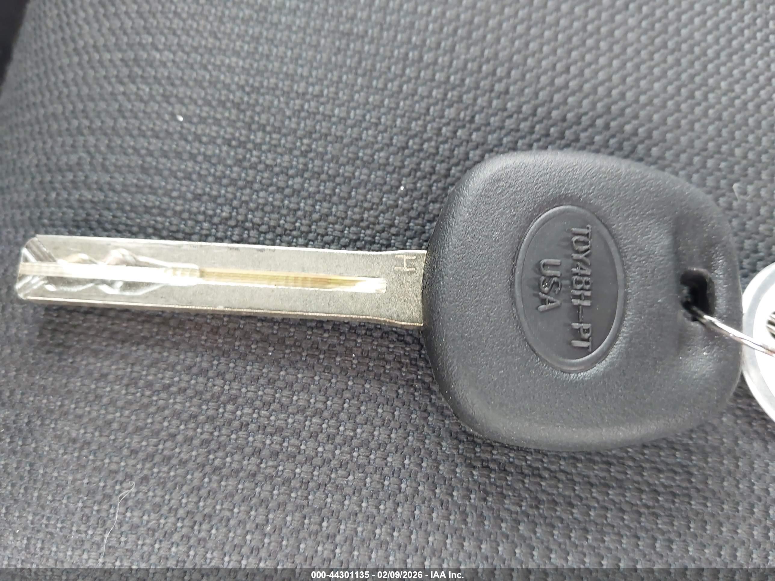 TOYOTA COROLLA image 11