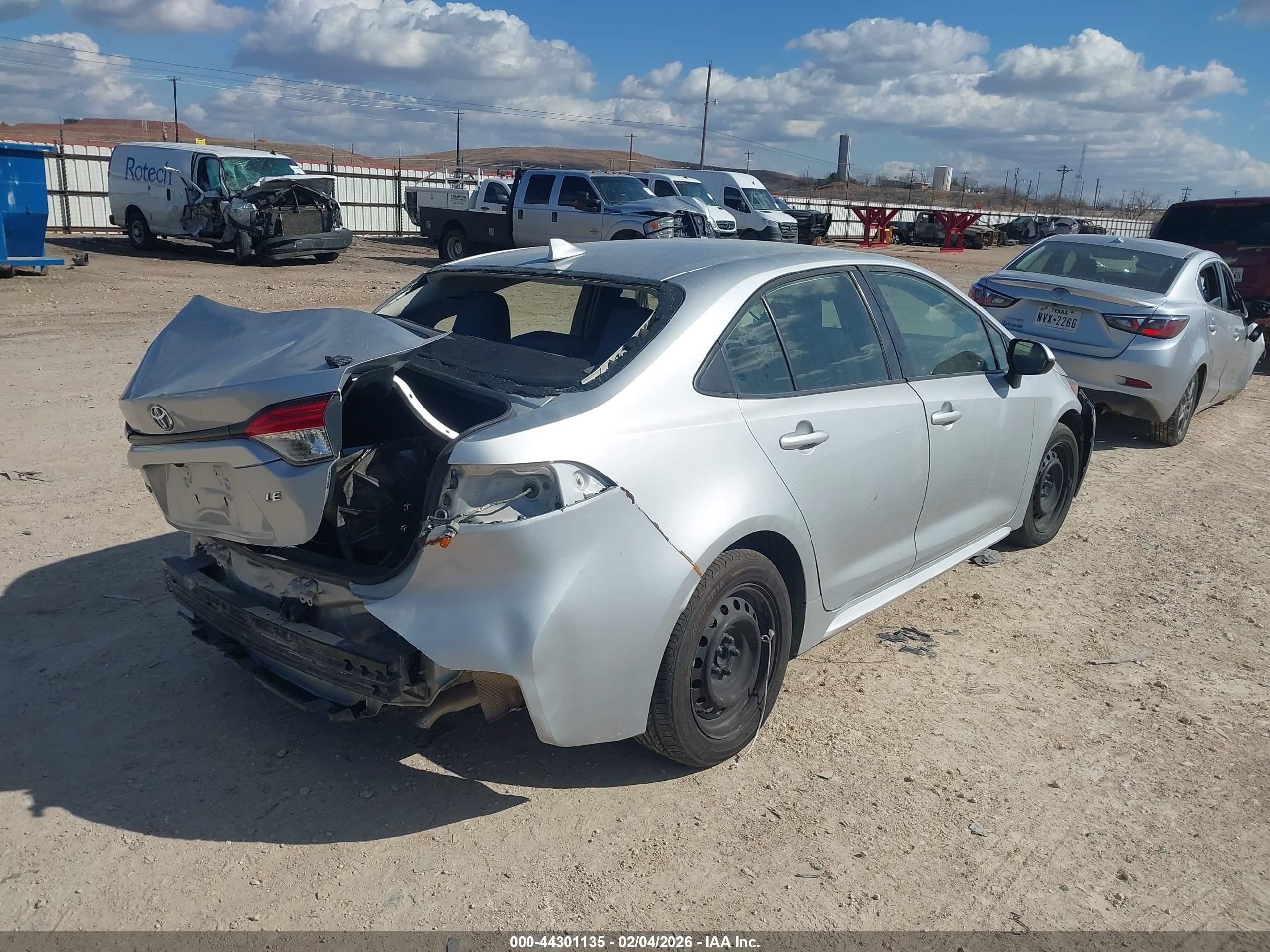 TOYOTA COROLLA image 4
