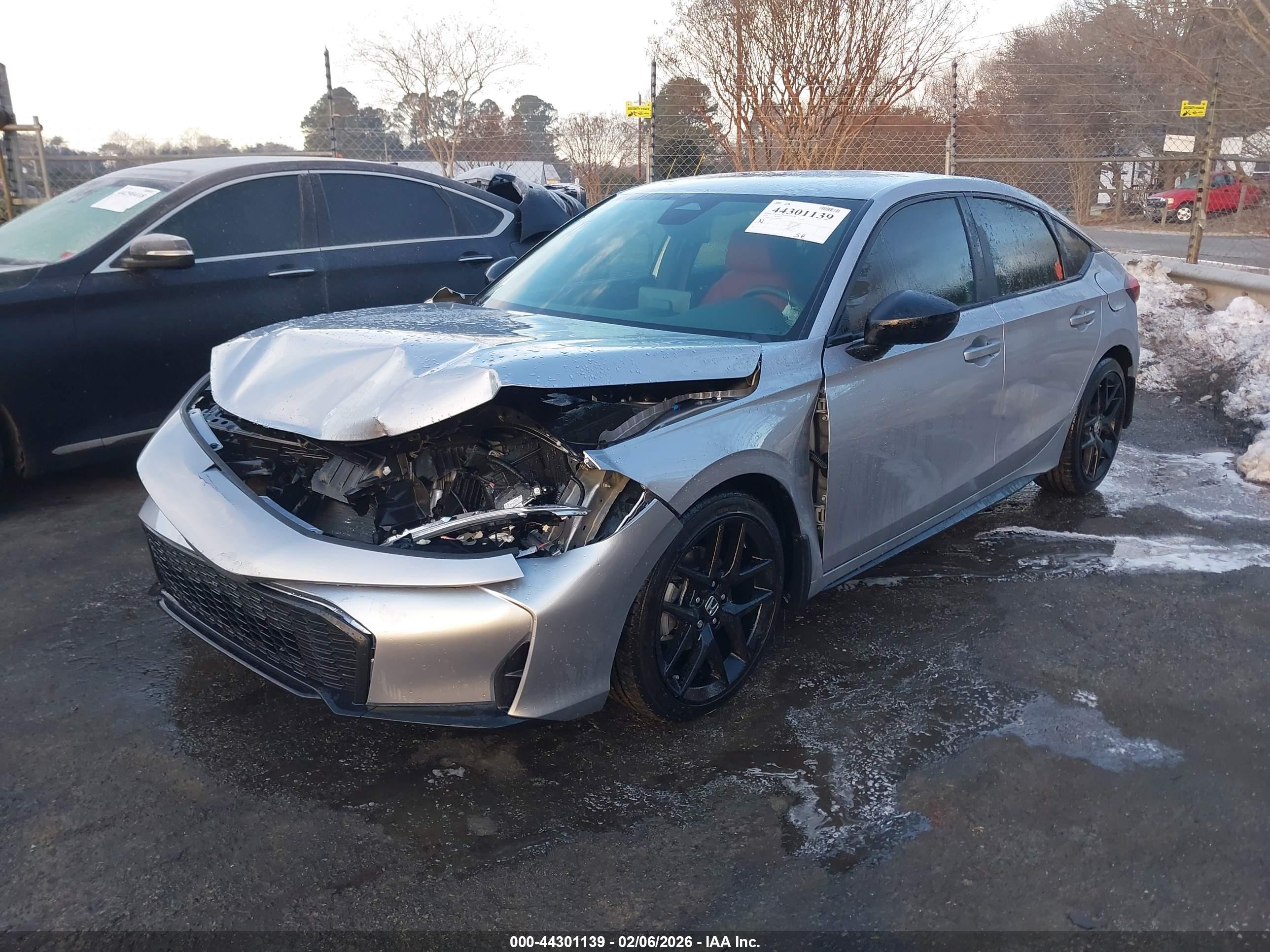 HONDA CIVIC image 2