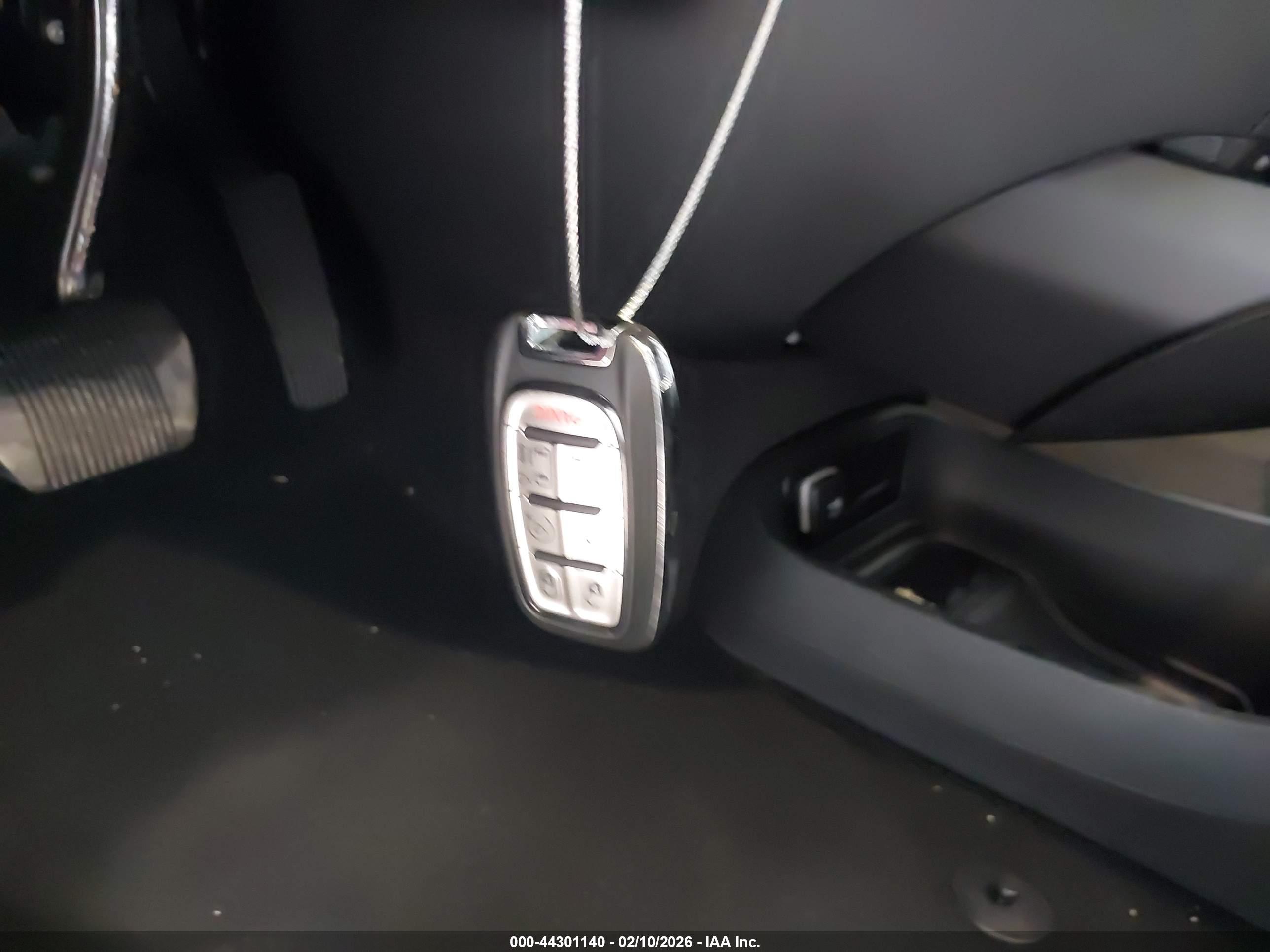 CHRYSLER PACIFICA image 11
