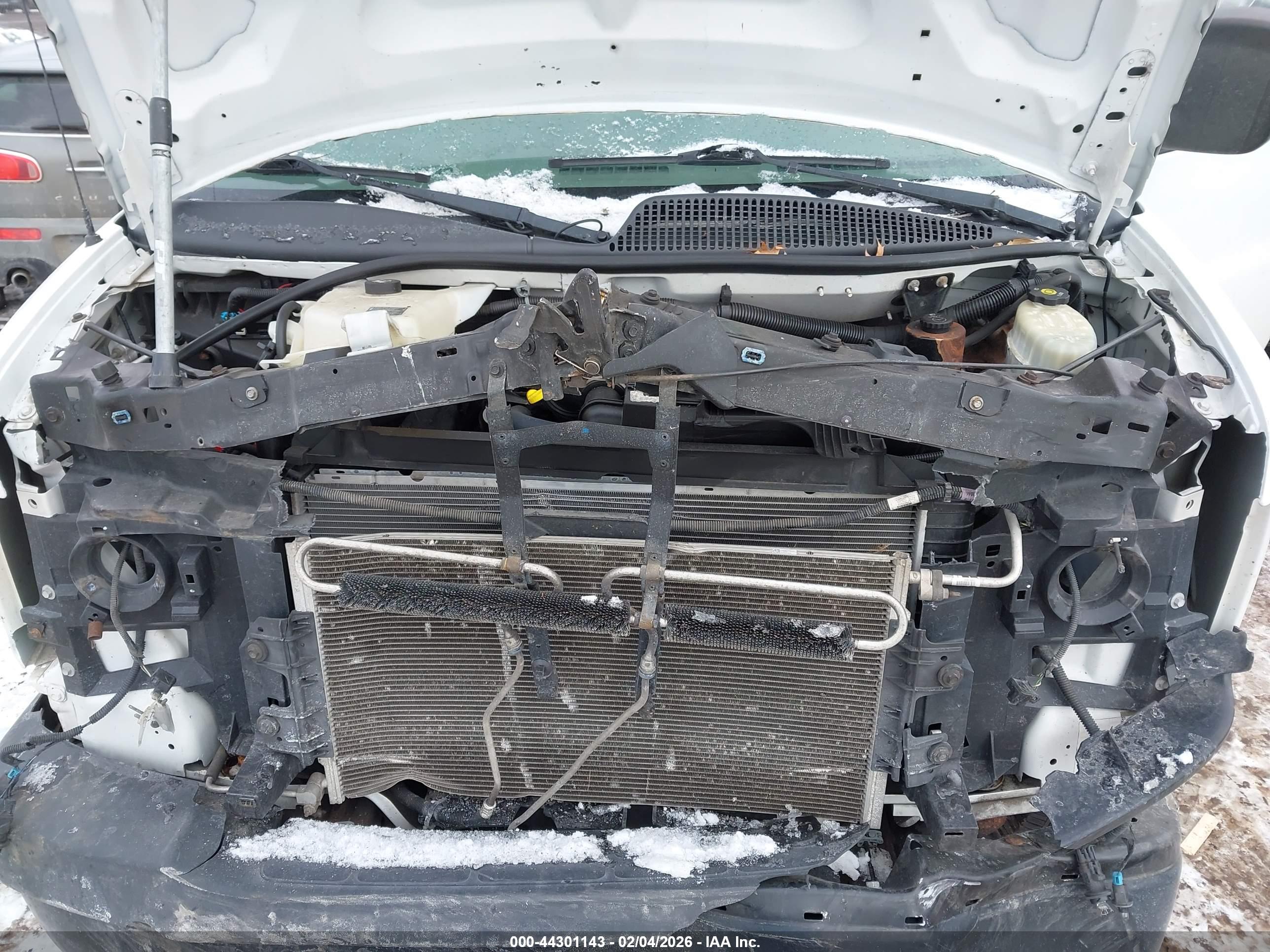 CHEVROLET EXPRESS image 10