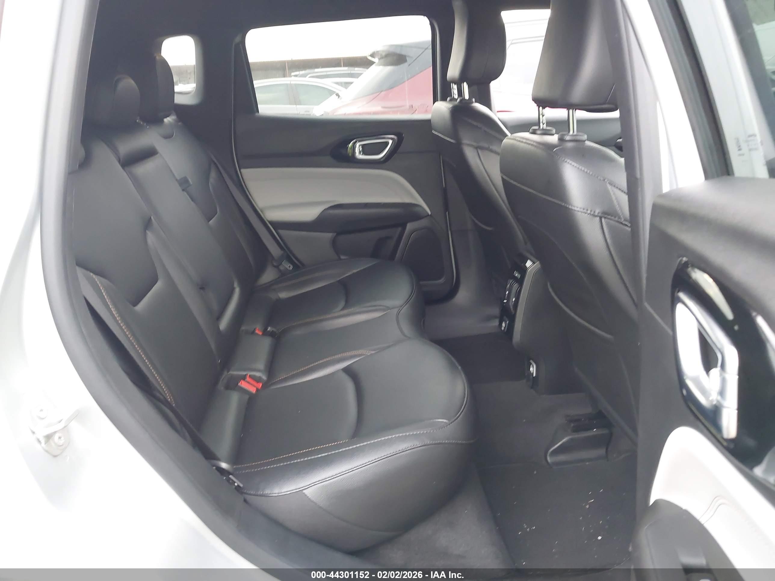 JEEP COMPASS image 8