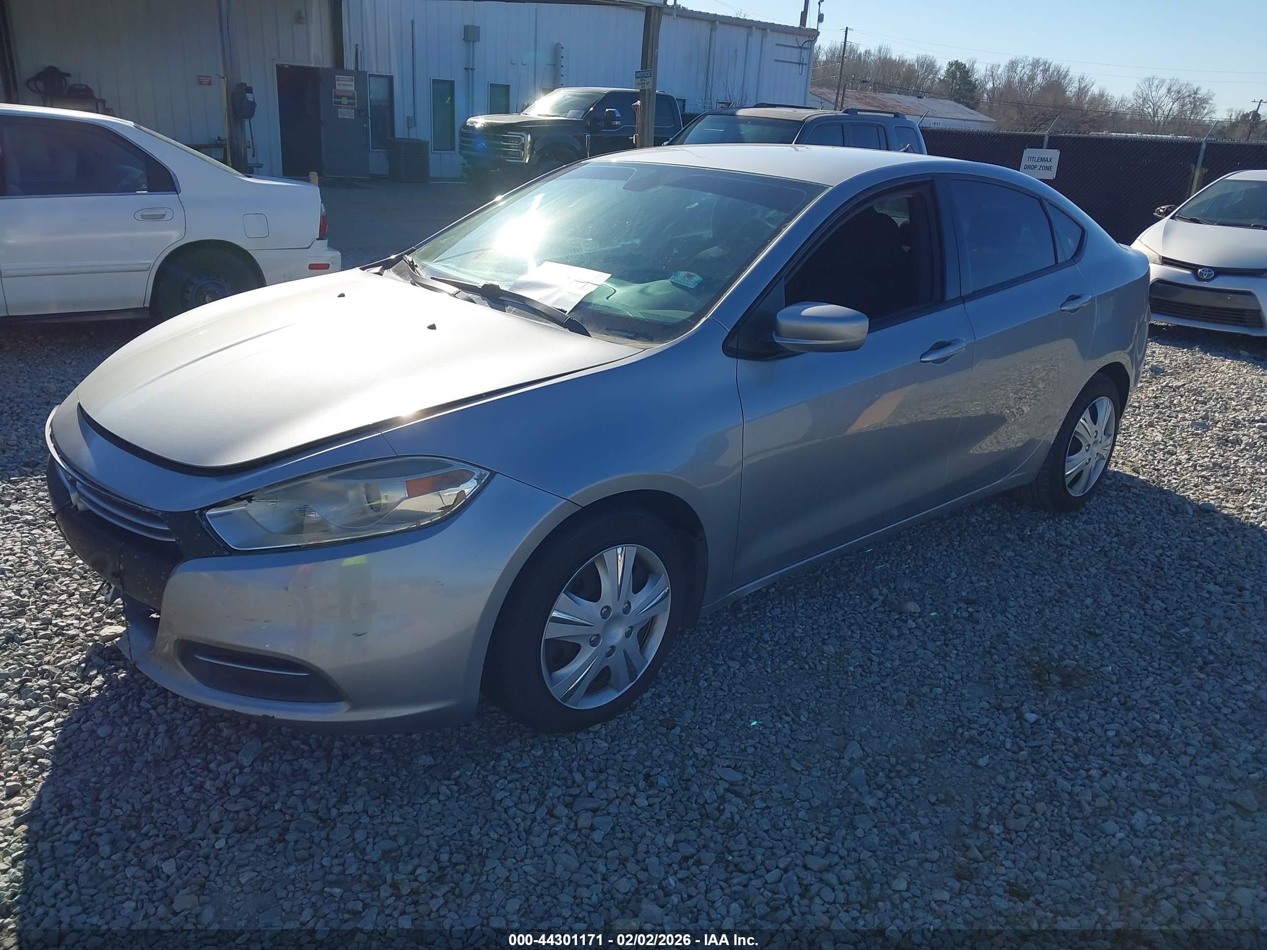 DODGE DART image 2