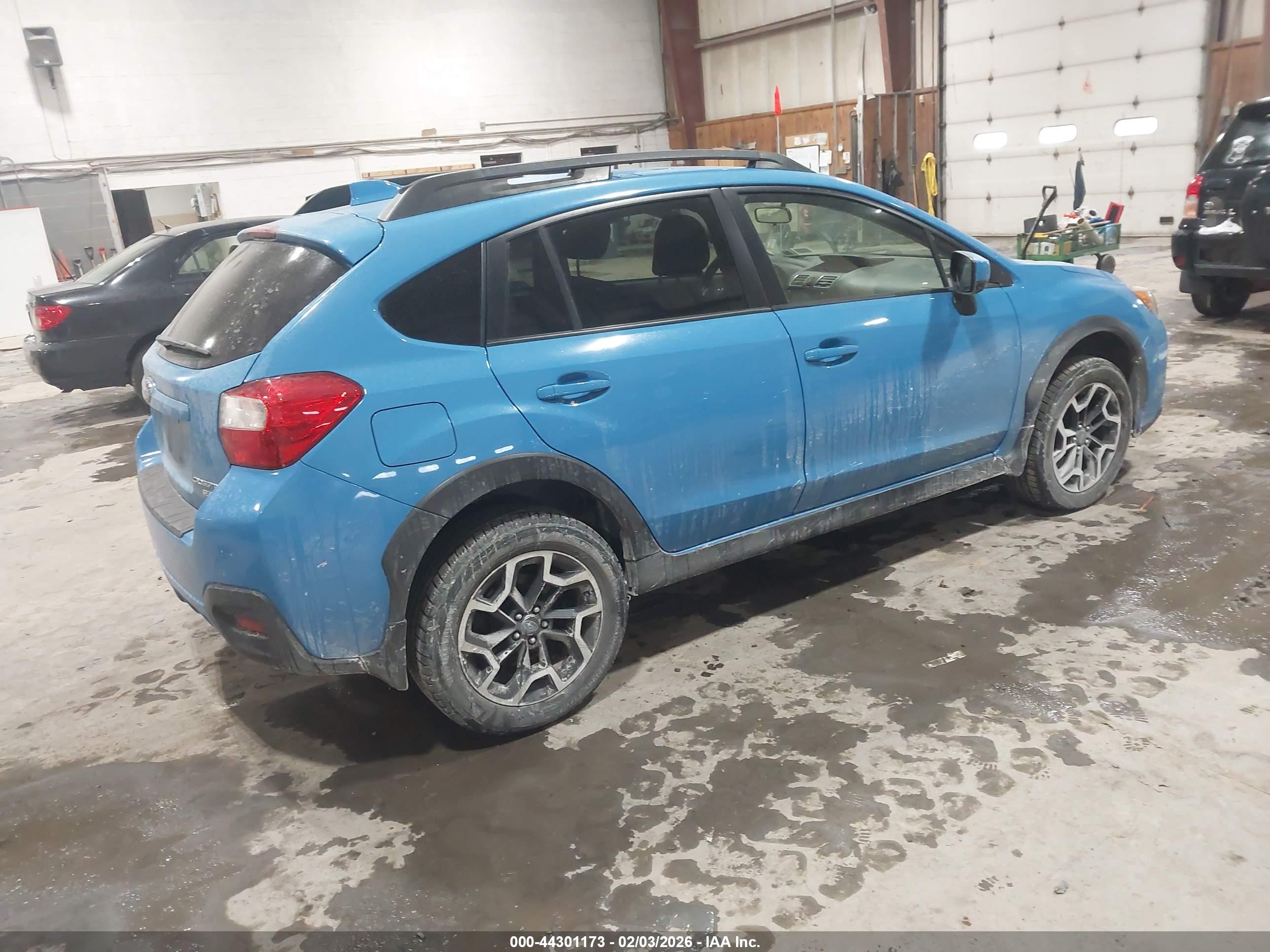 SUBARU CROSSTREK image 4
