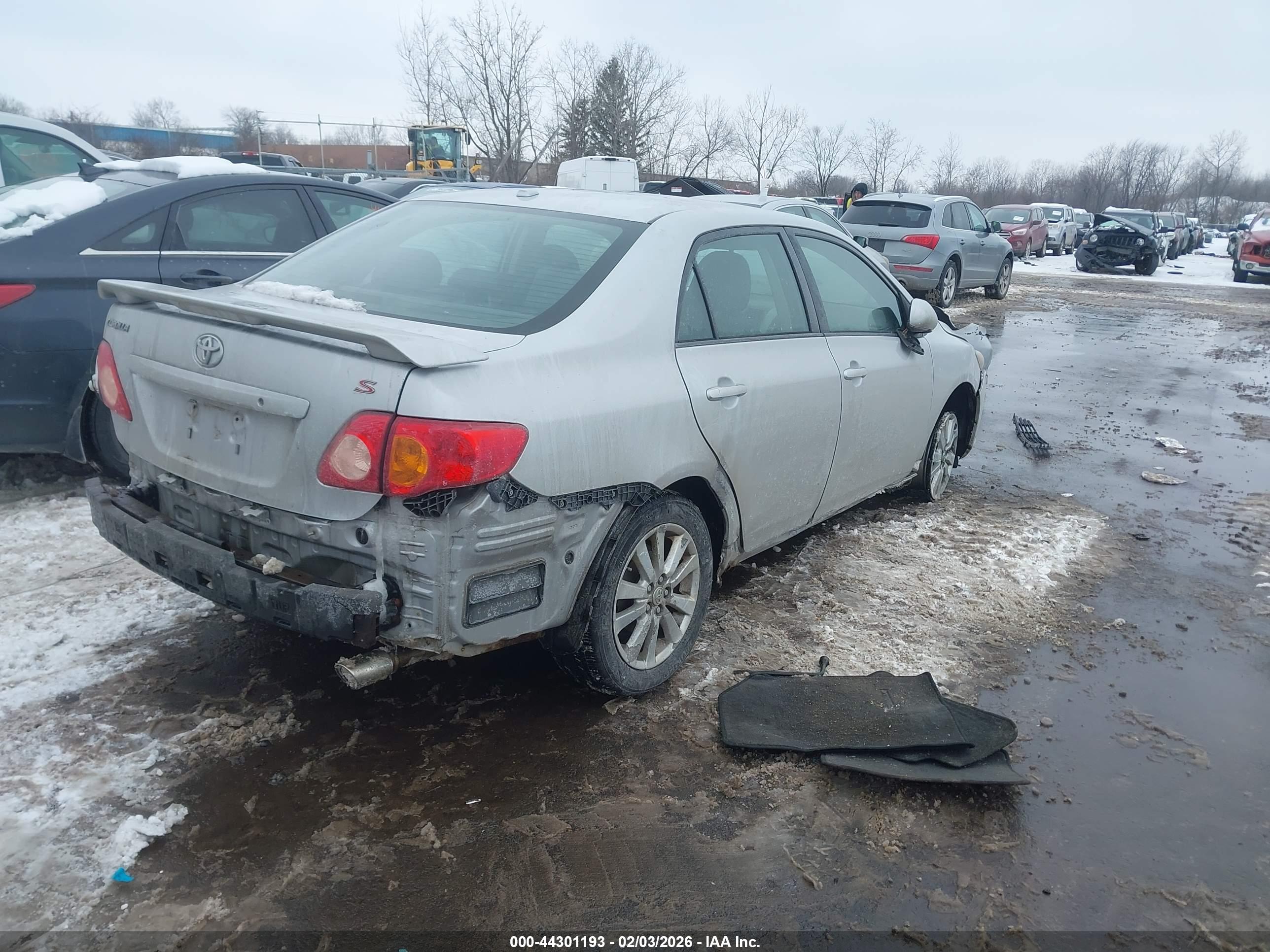 TOYOTA COROLLA image 4
