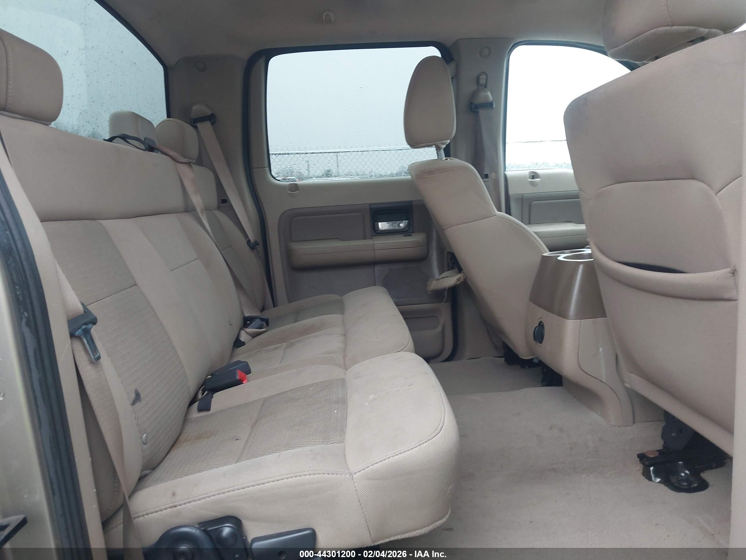FORD F-150 image 8