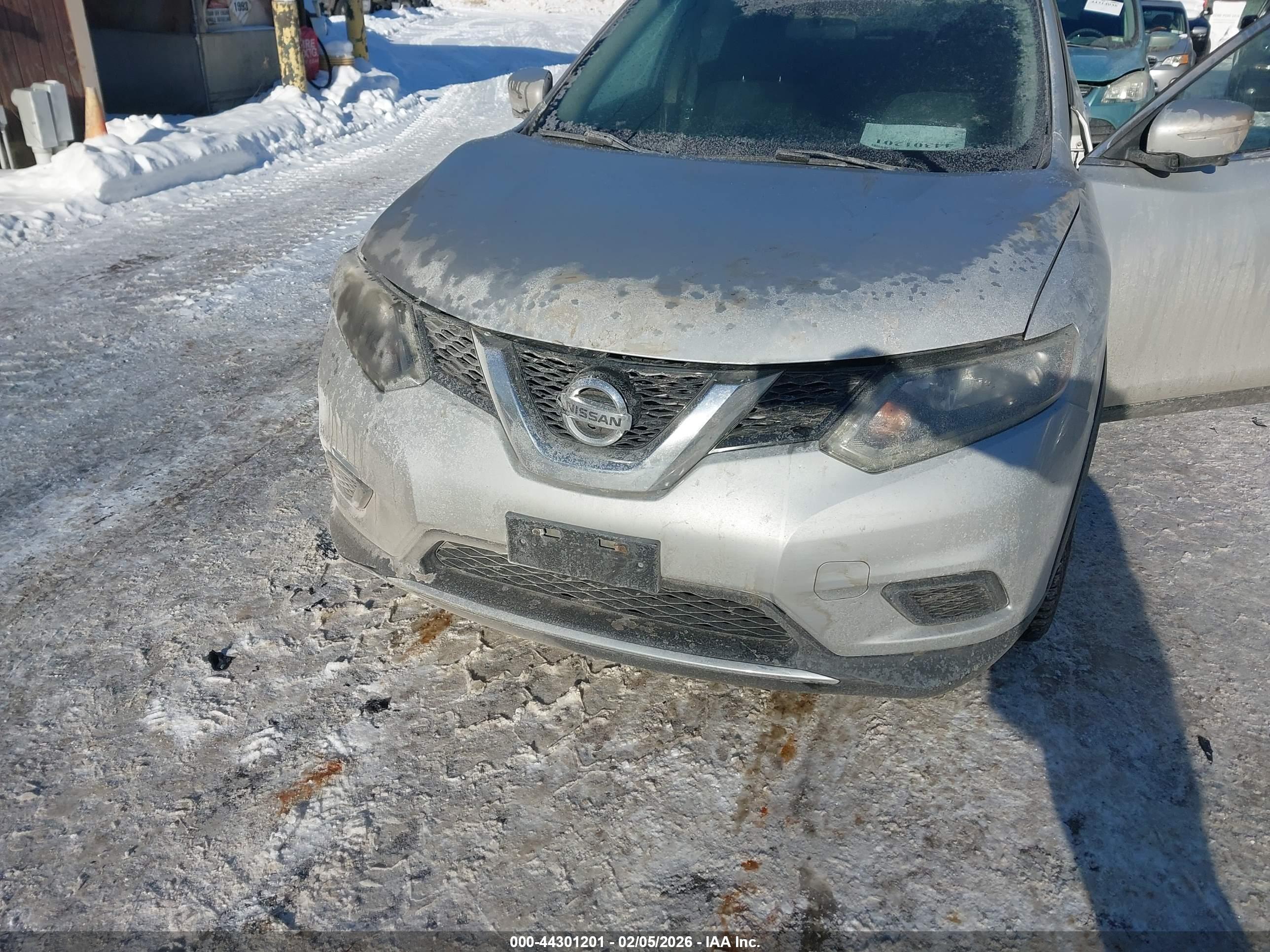 NISSAN ROGUE image 6