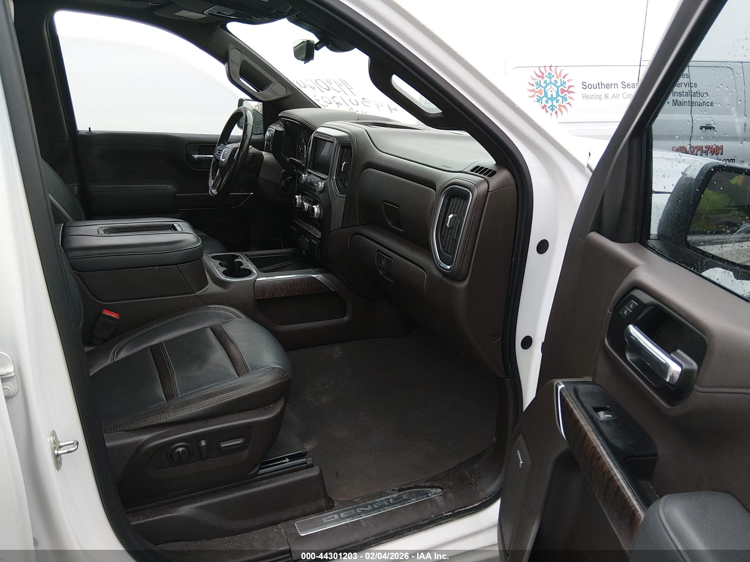 GMC SIERRA image 5