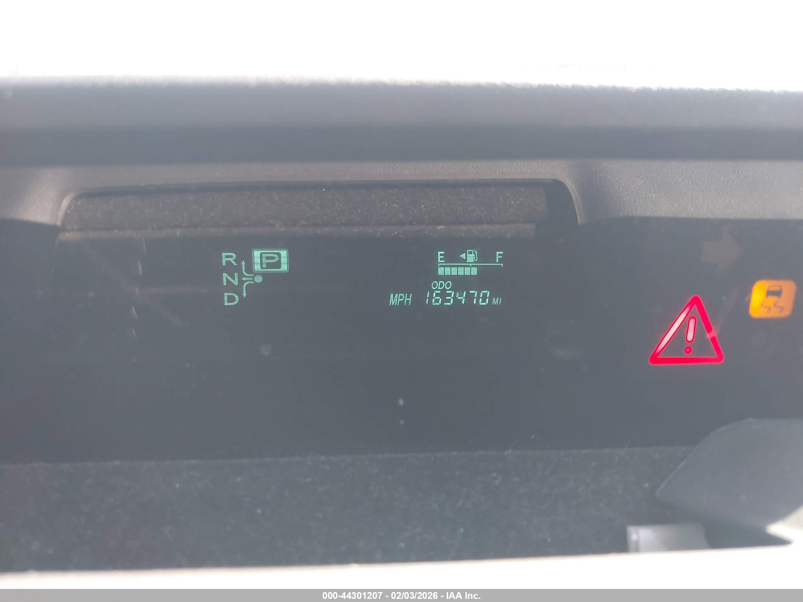 TOYOTA PRIUS image 7