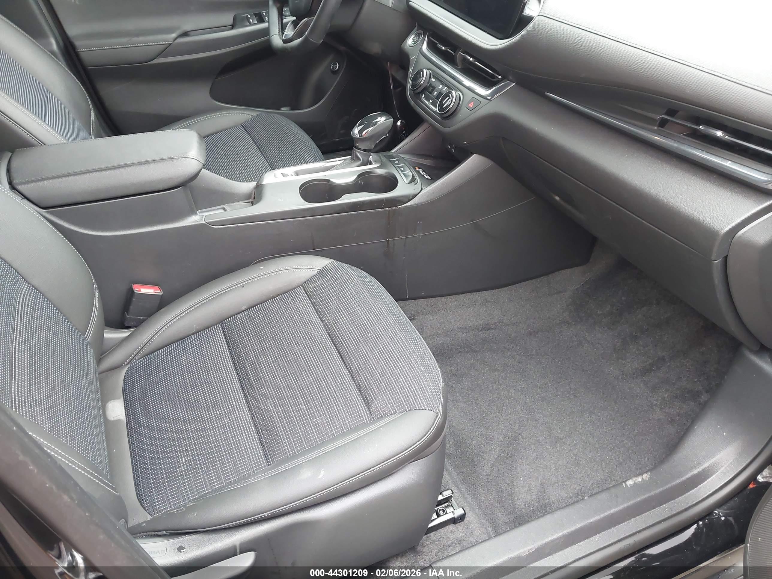 BUICK ENVISTA image 5