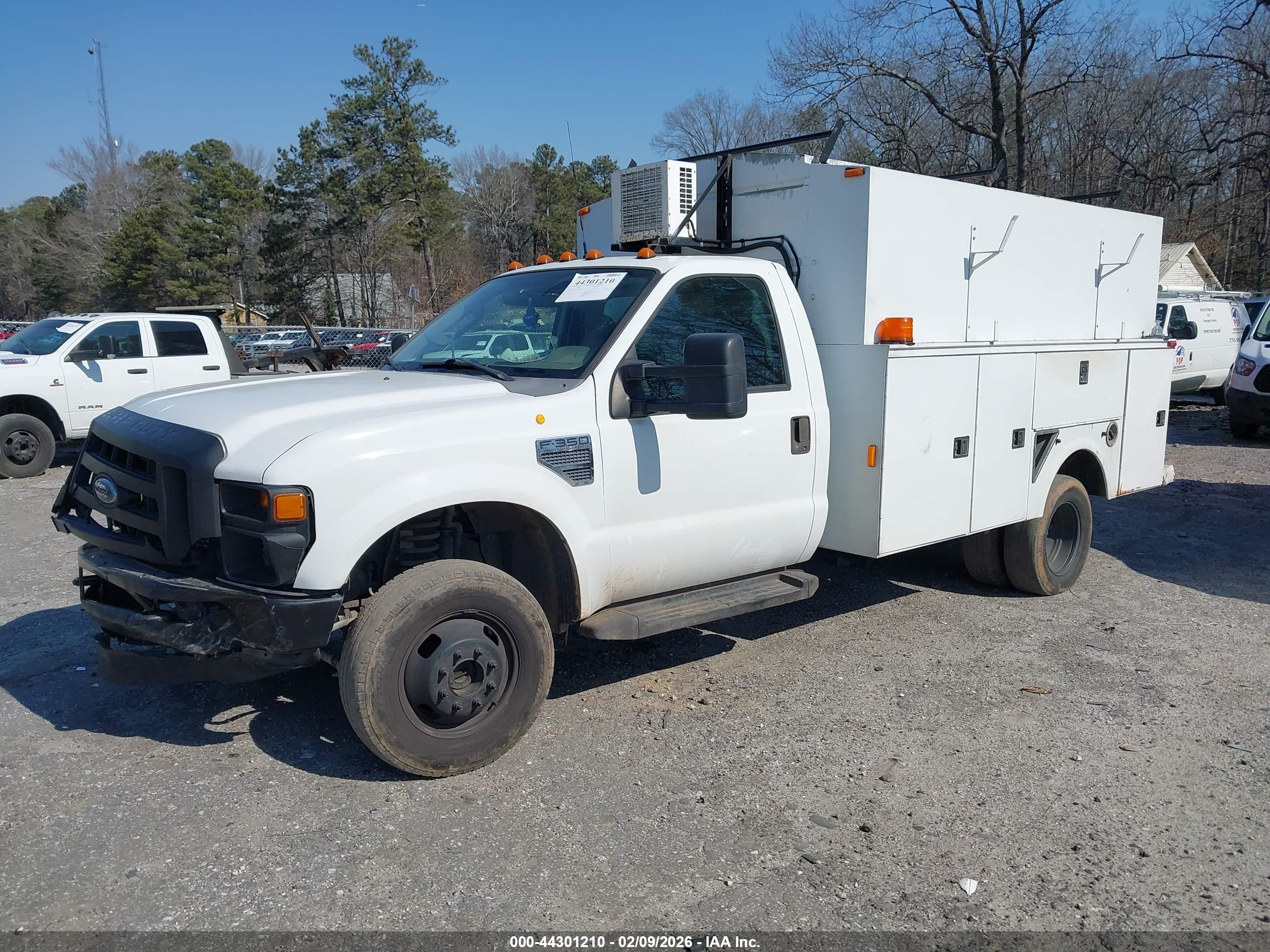 FORD F-350 image 2