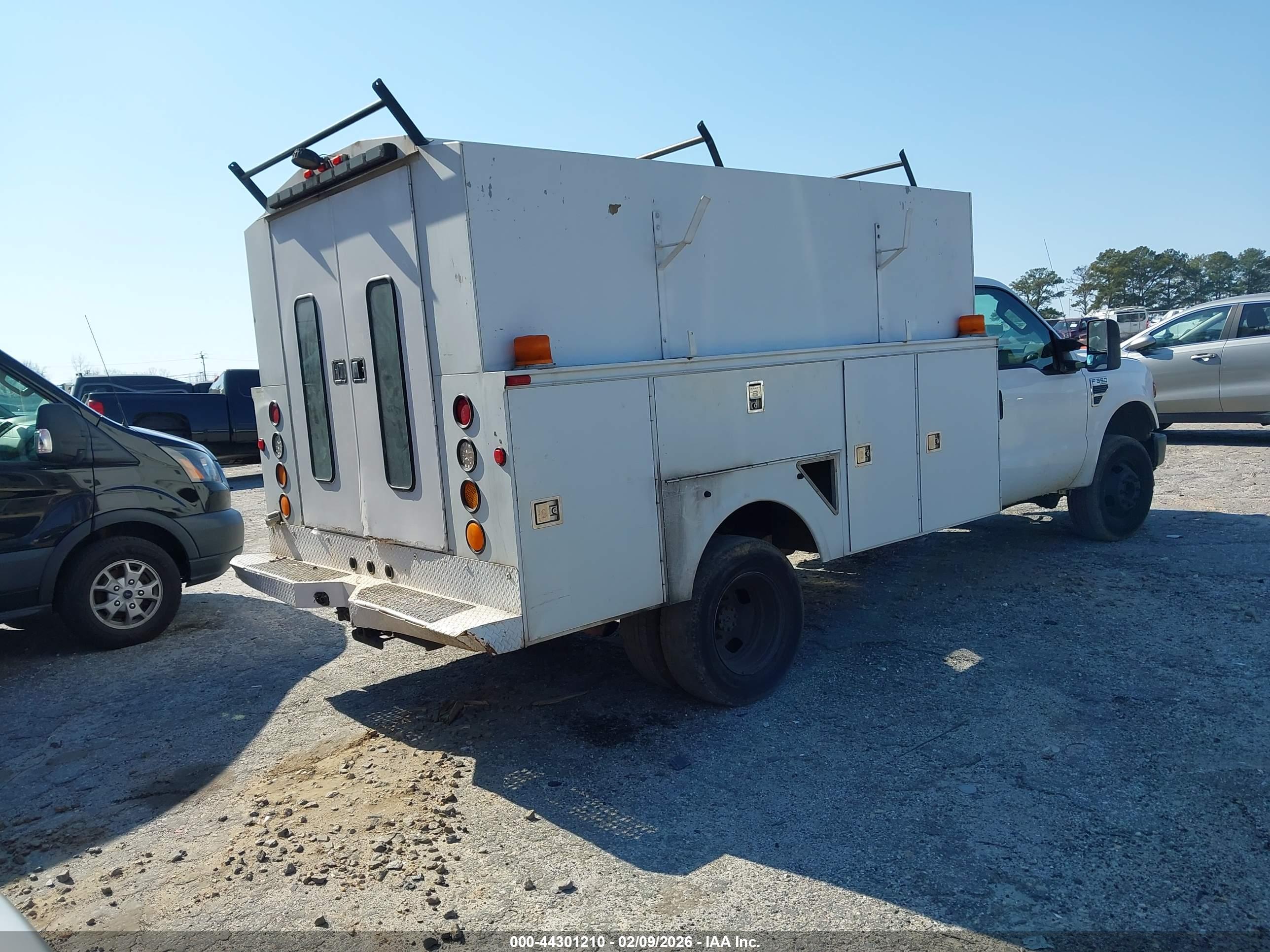 FORD F-350 image 4