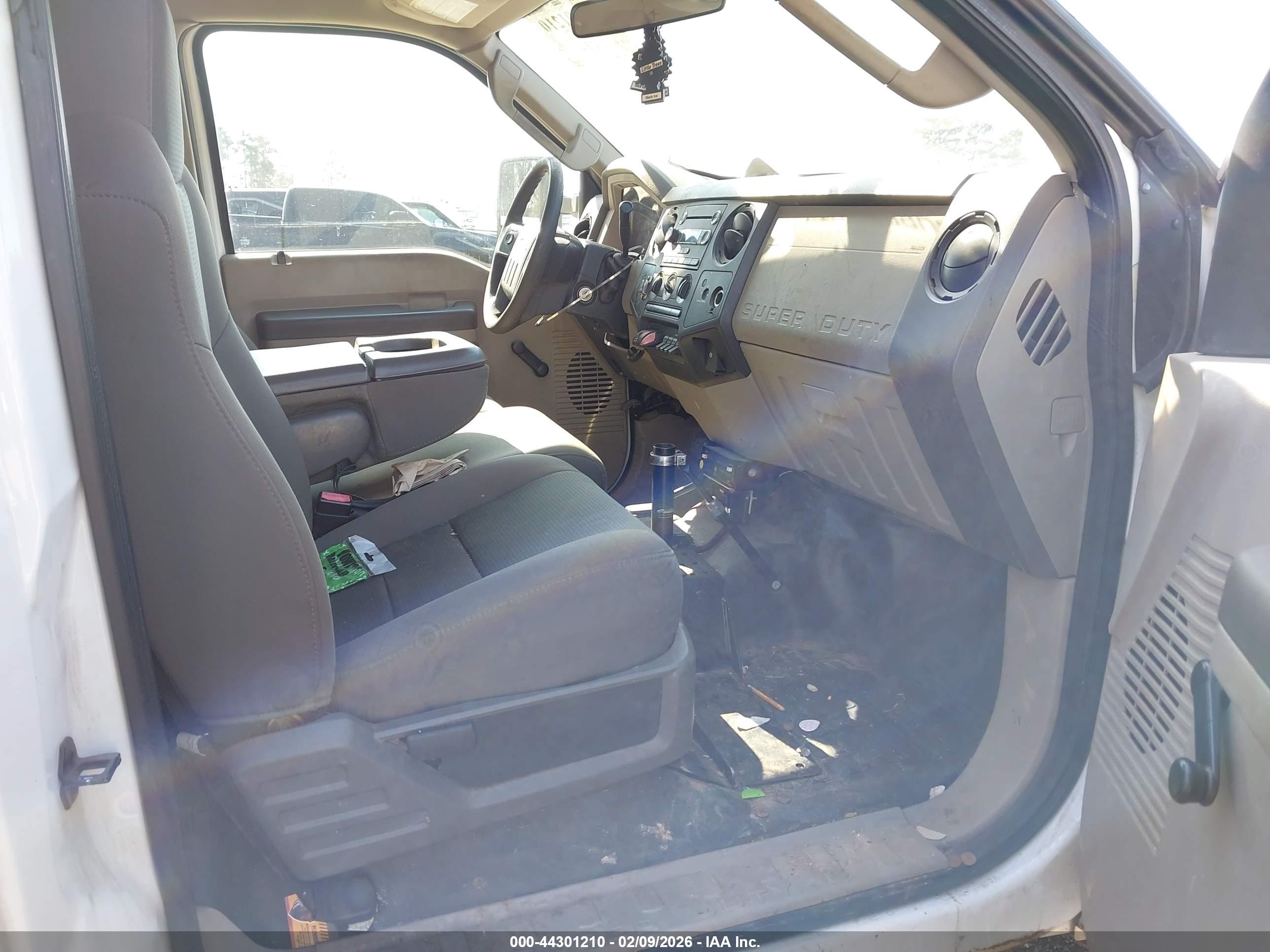 FORD F-350 image 5