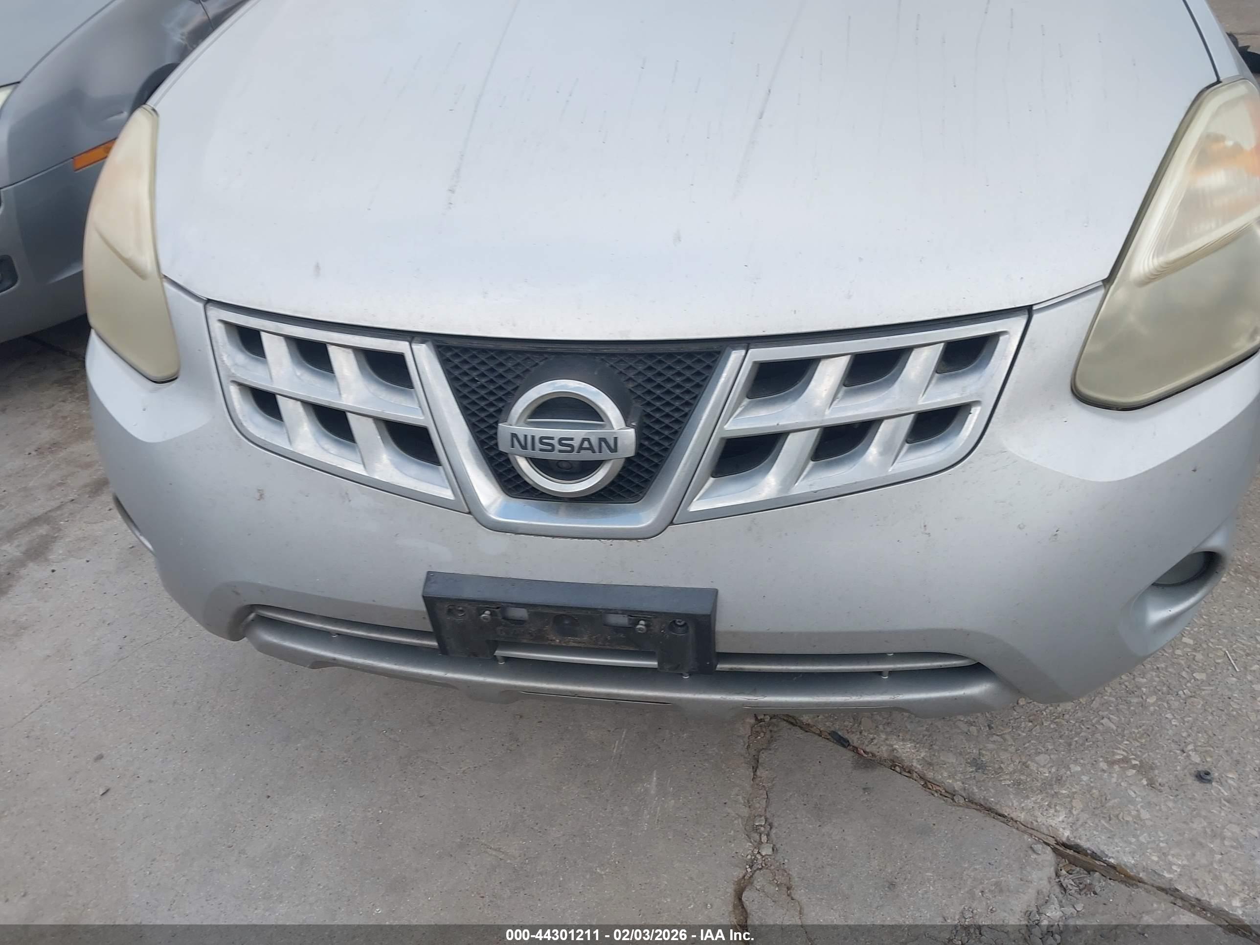 NISSAN ROGUE image 6