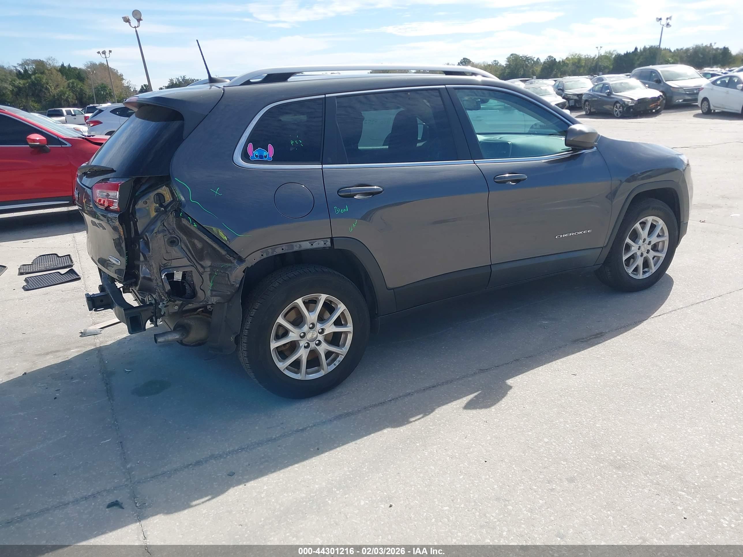 JEEP CHEROKEE image 4