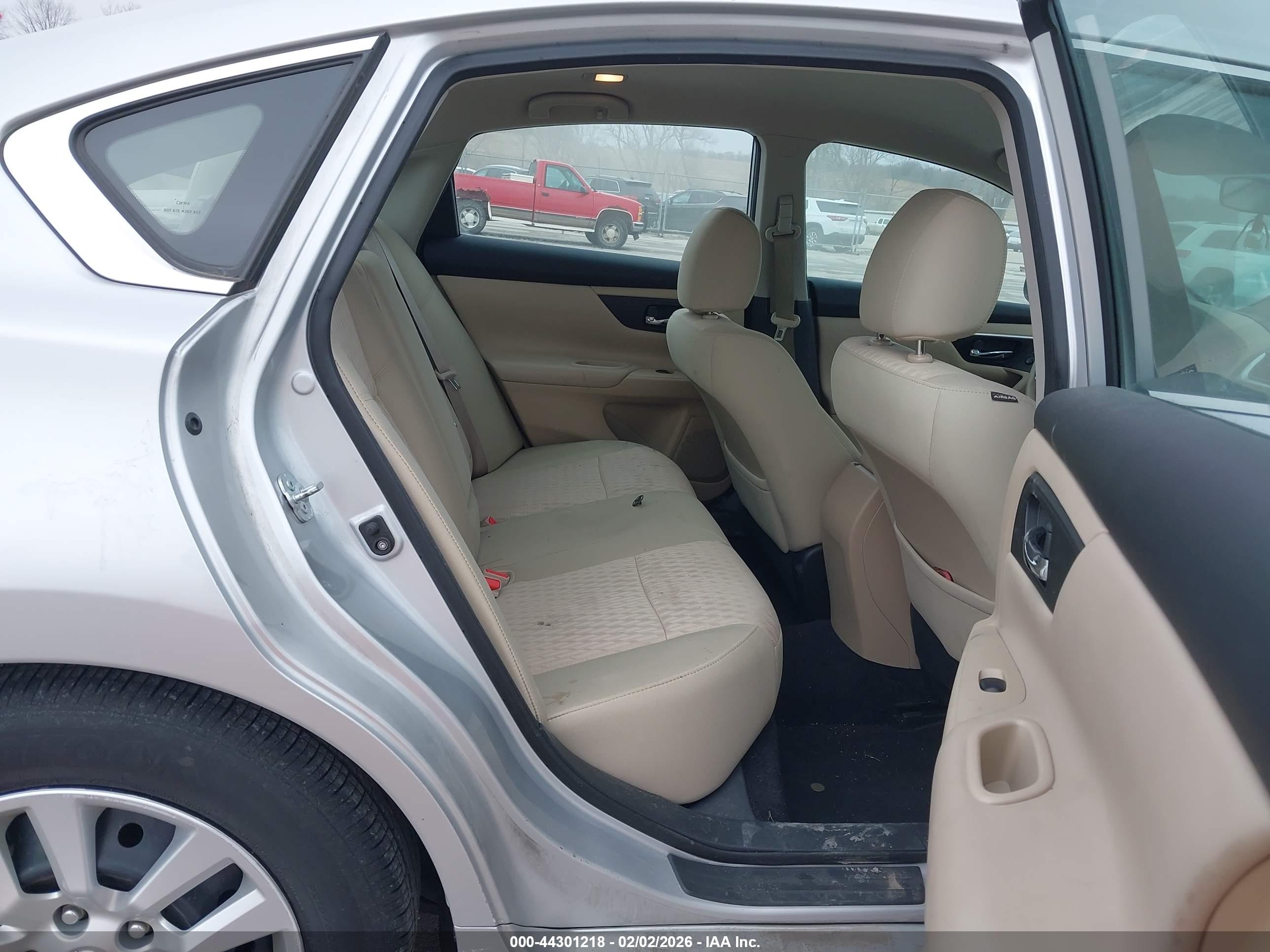 NISSAN ALTIMA image 8