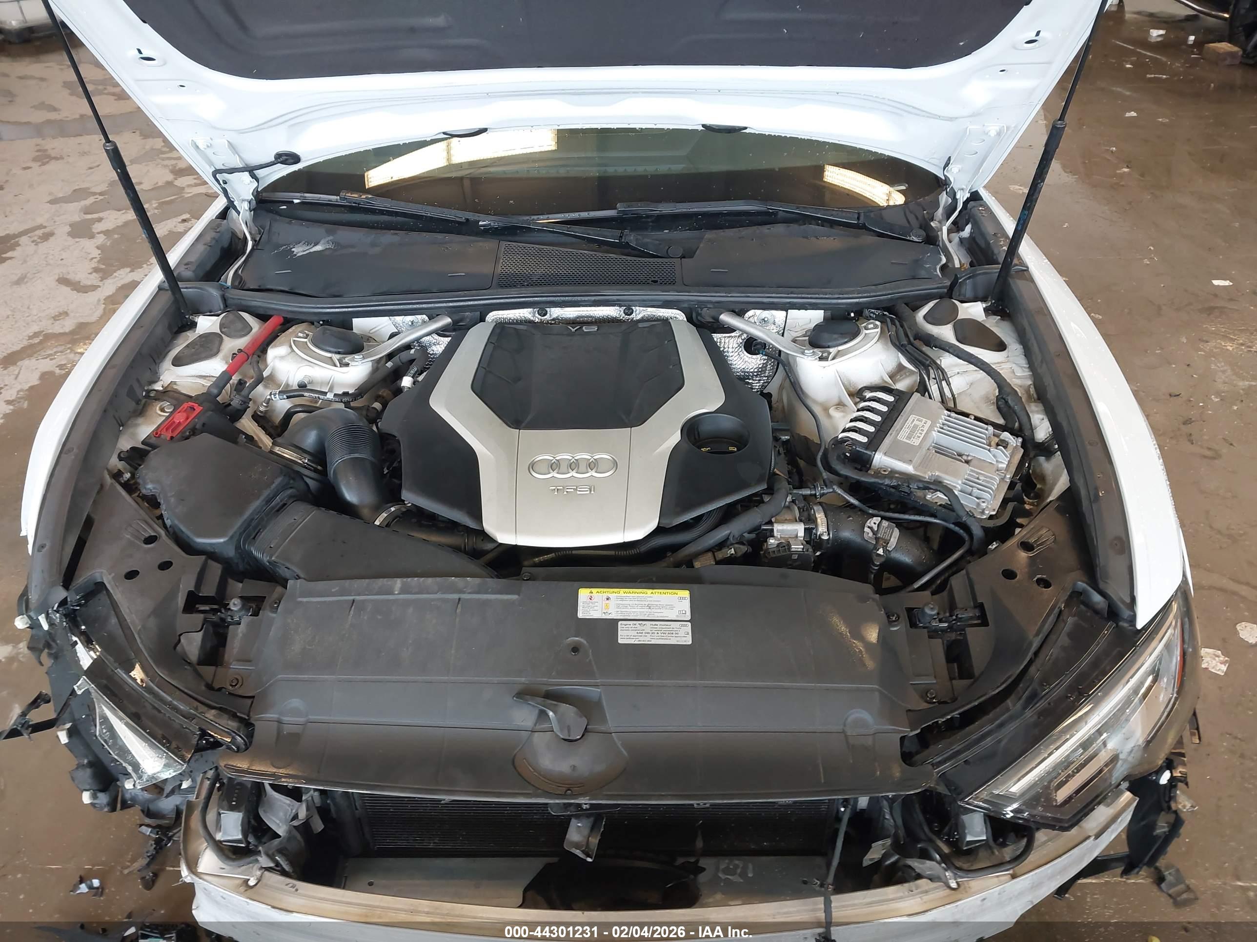 AUDI A6 image 10