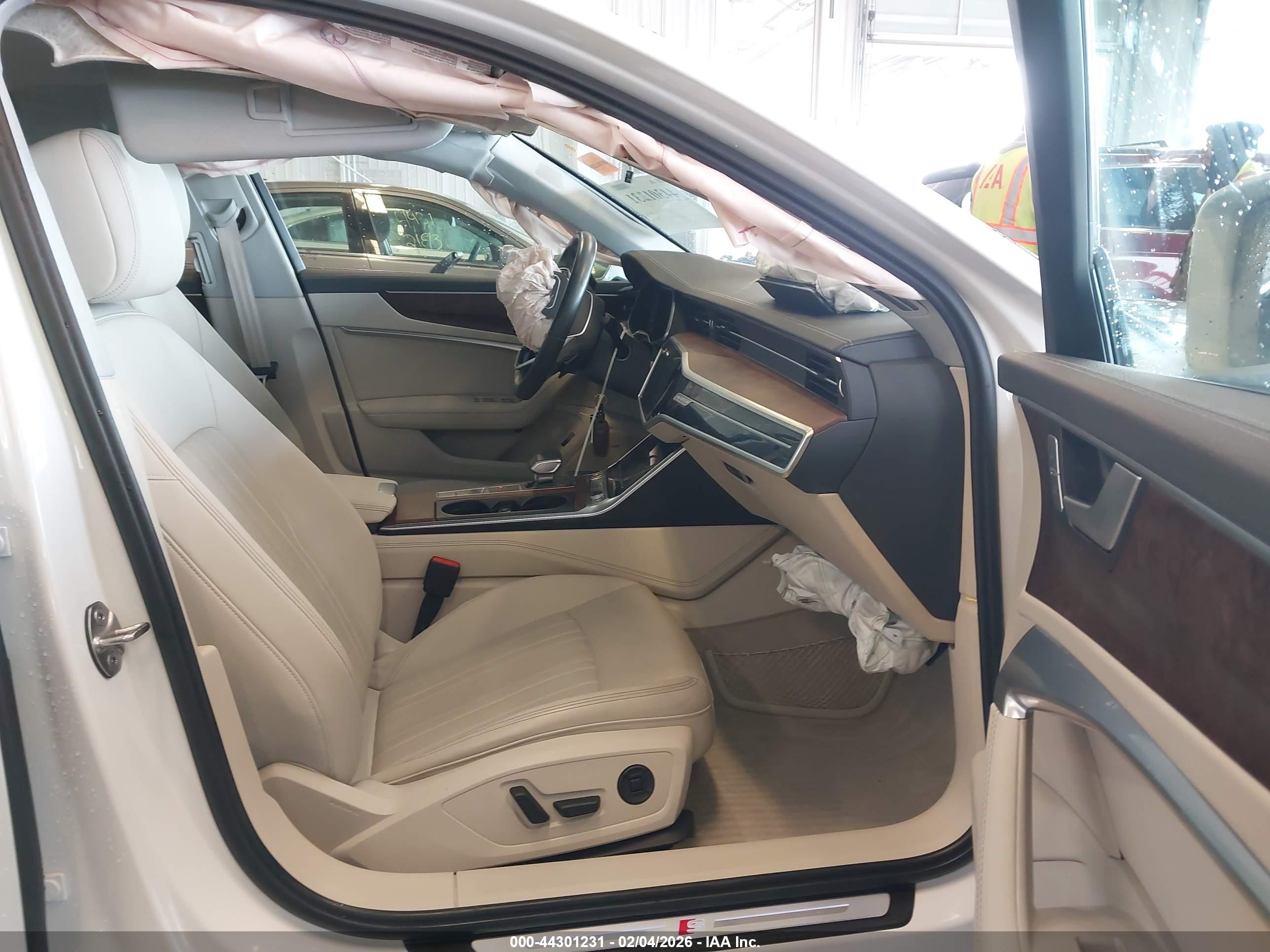 AUDI A6 image 5