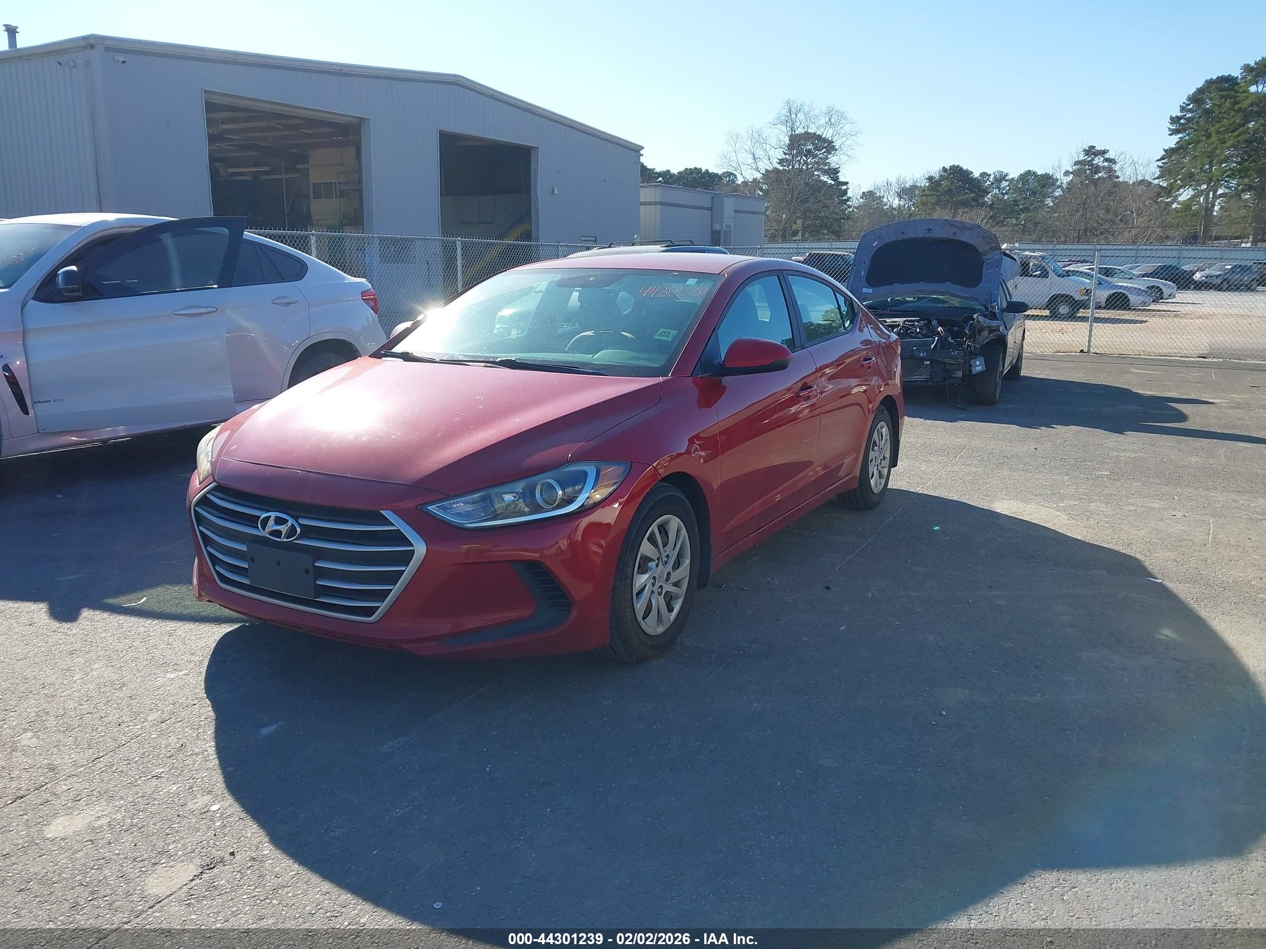 HYUNDAI ELANTRA image 2