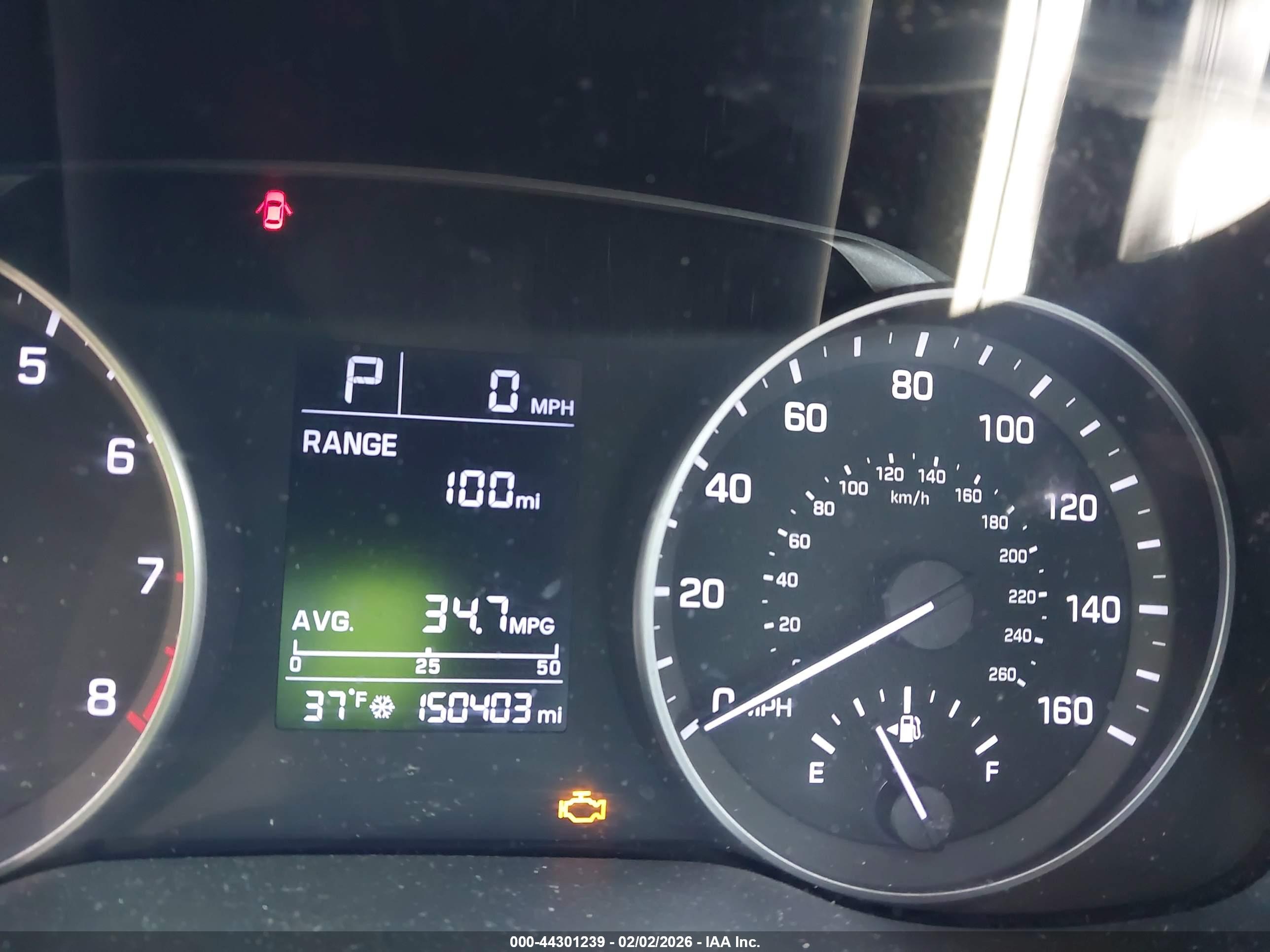 HYUNDAI ELANTRA image 7