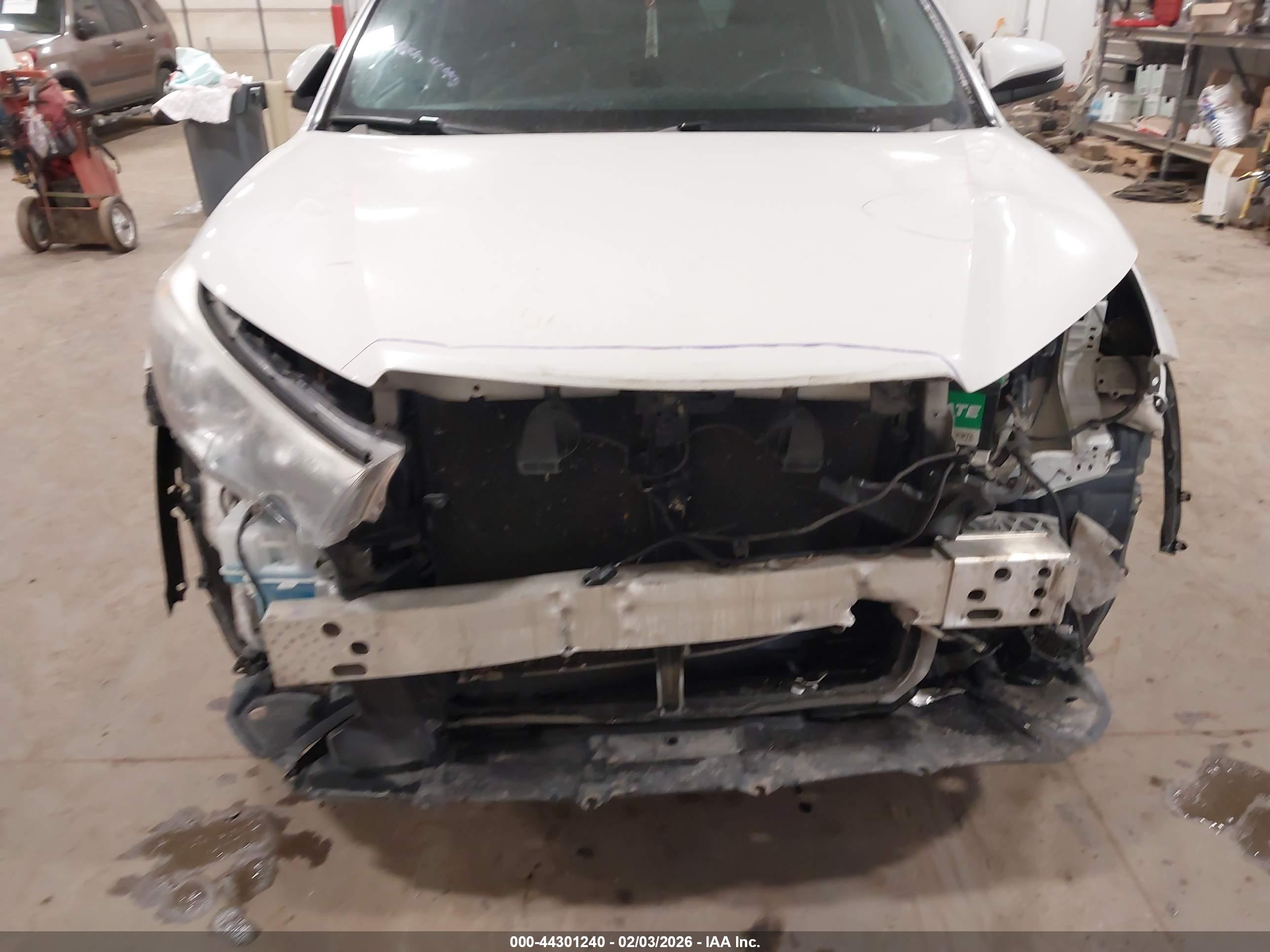 TOYOTA HIGHLANDER image 6