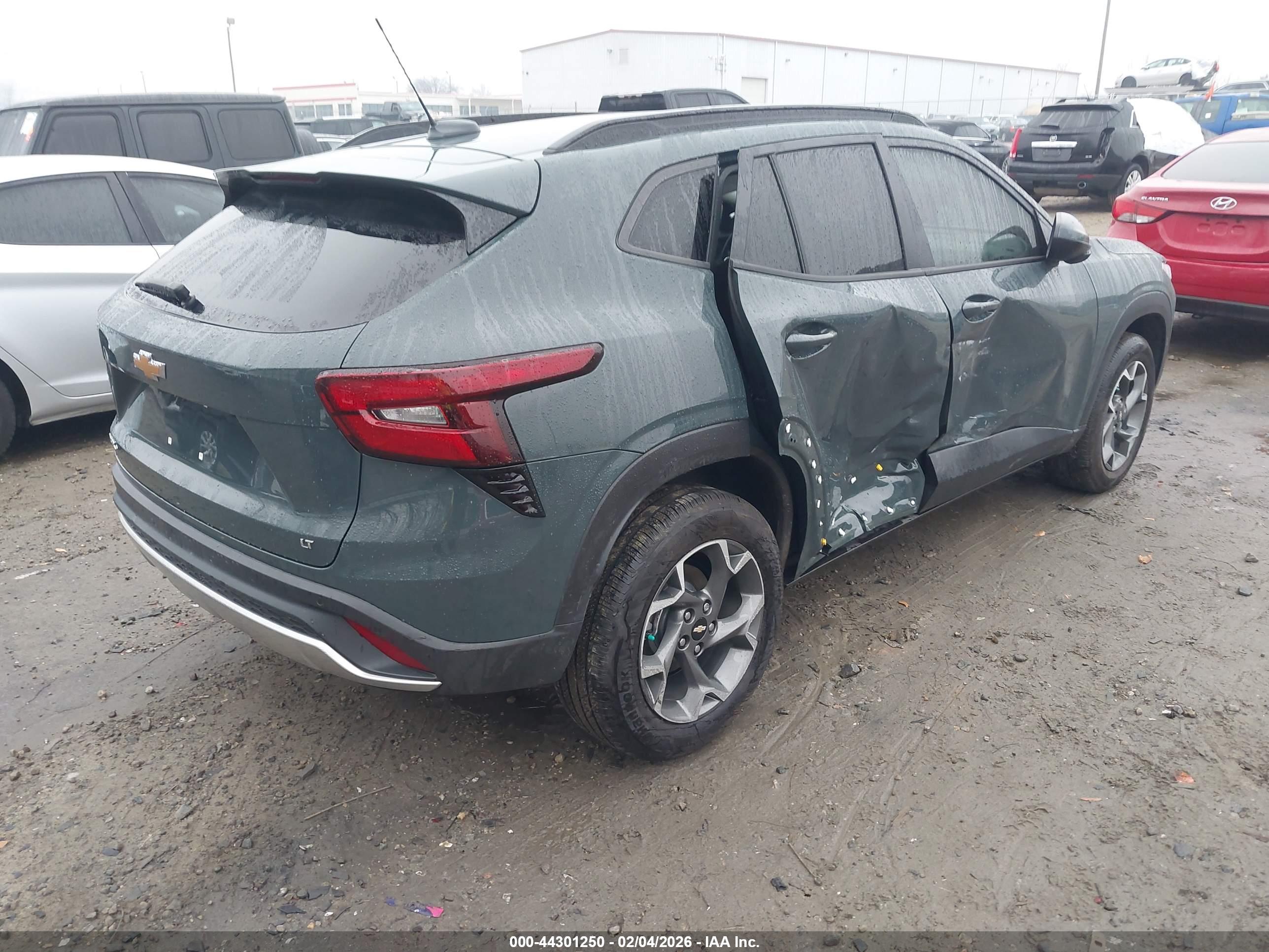 CHEVROLET TRAX image 4