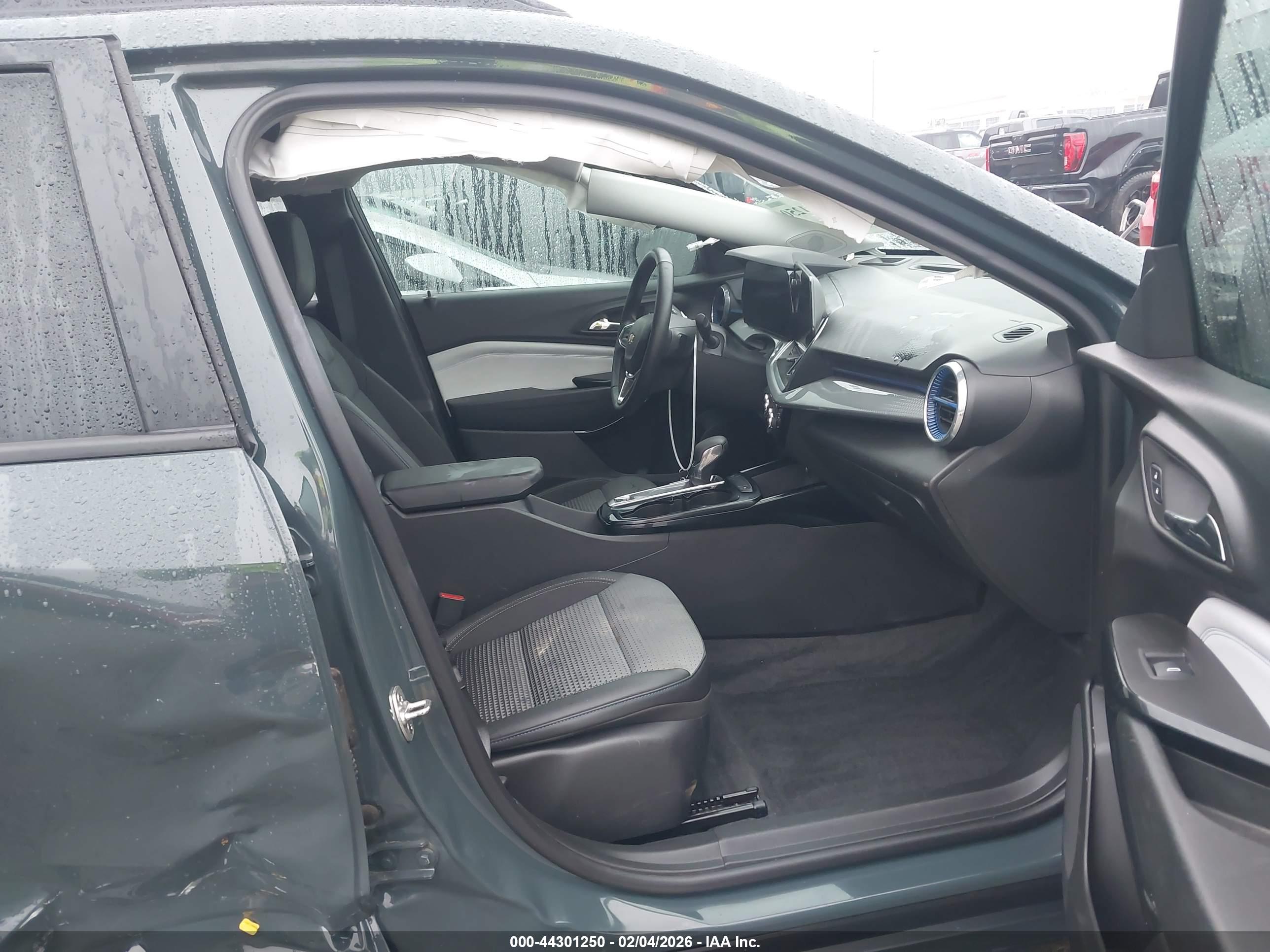 CHEVROLET TRAX image 5