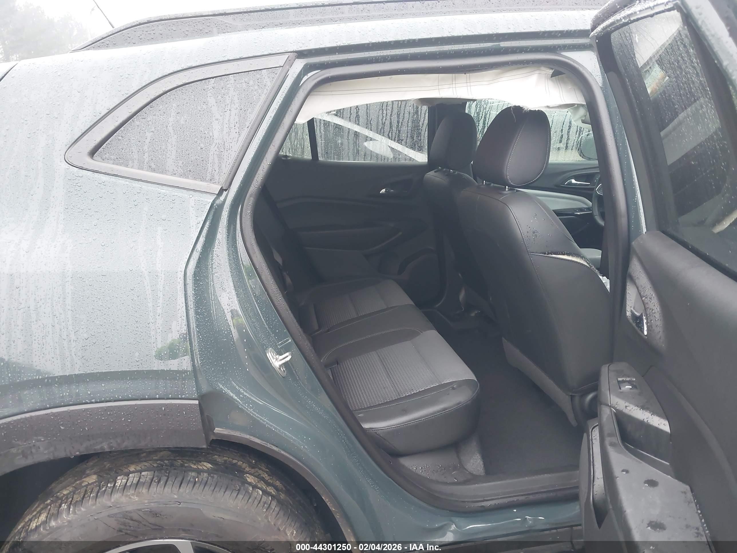 CHEVROLET TRAX image 8