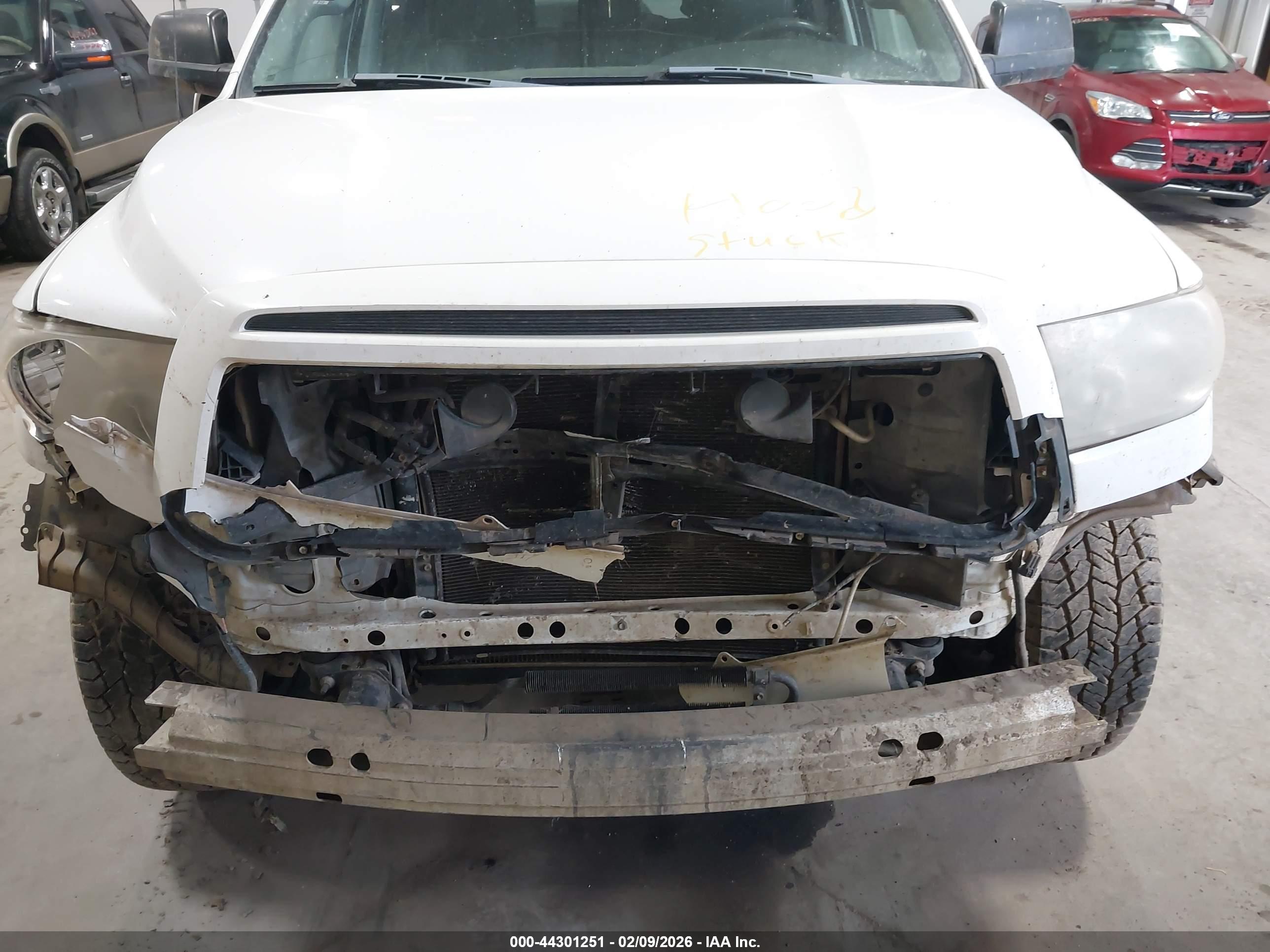 TOYOTA TUNDRA image 6