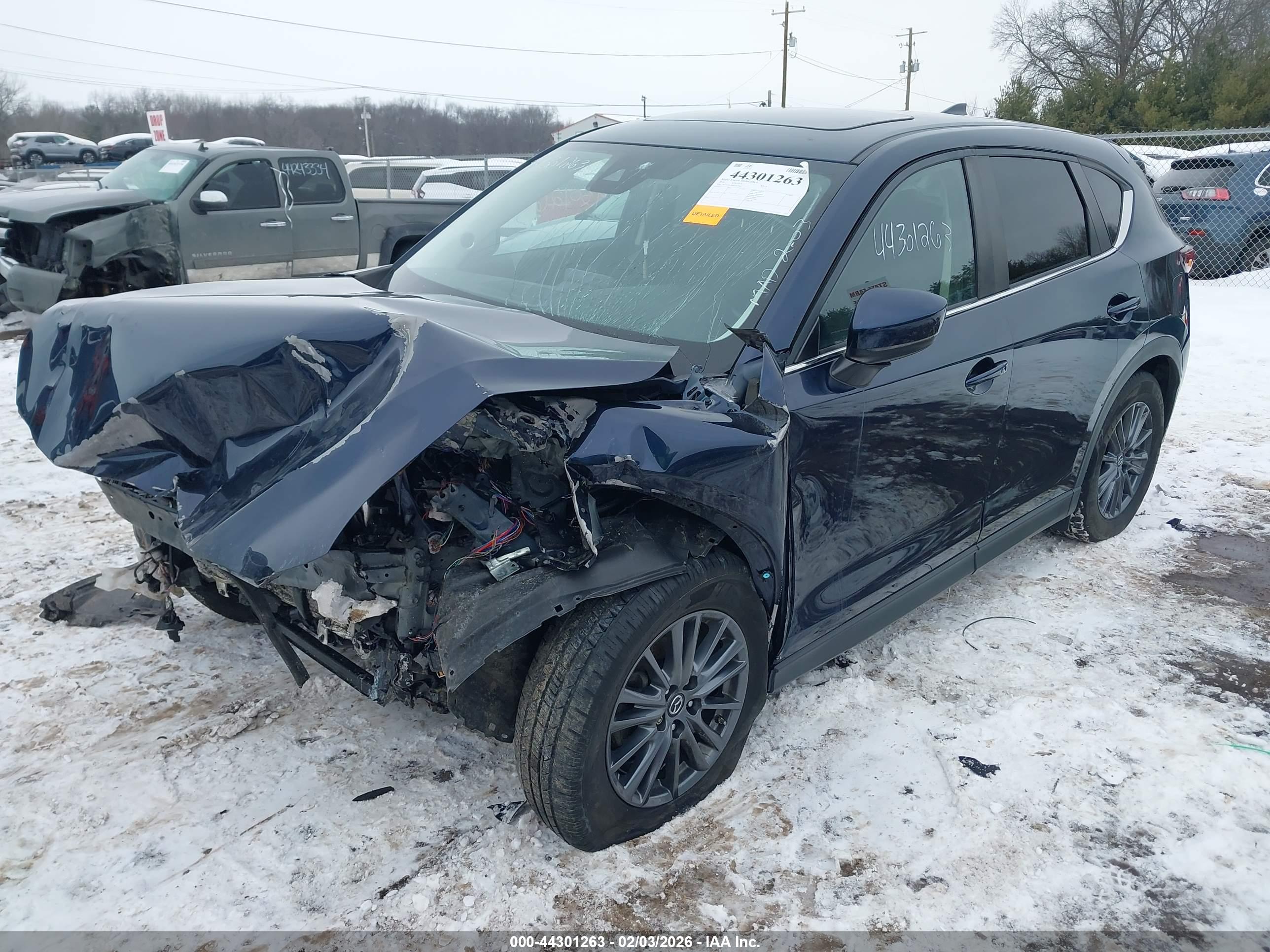 MAZDA CX-5 image 2