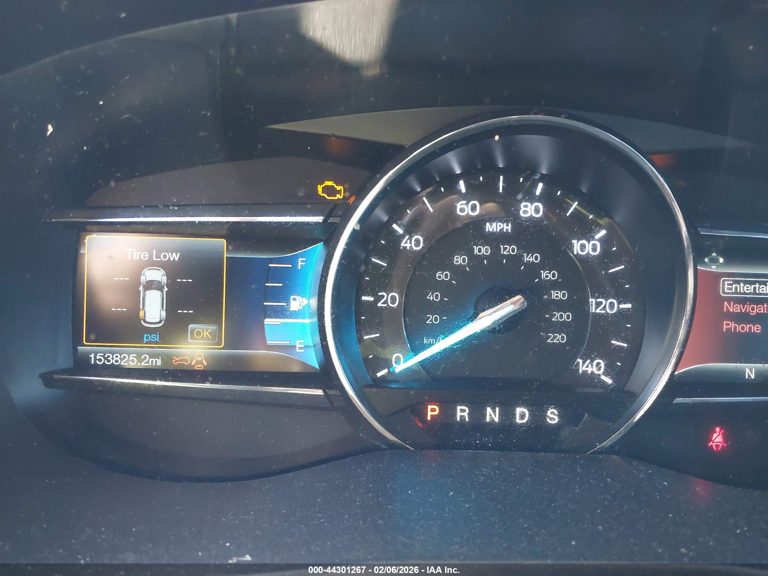 FORD EXPLORER image 7