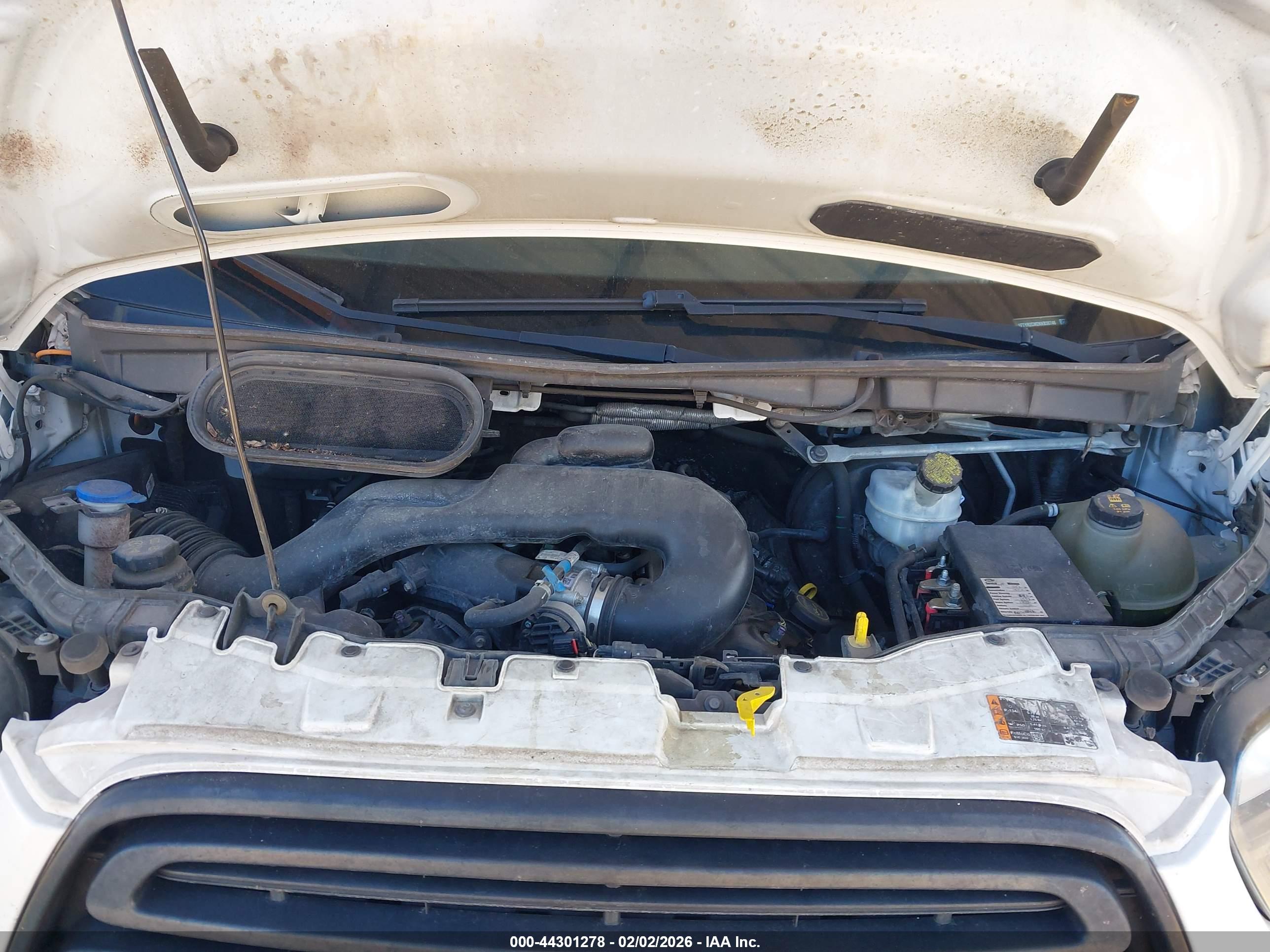 FORD TRANSIT-250 image 10