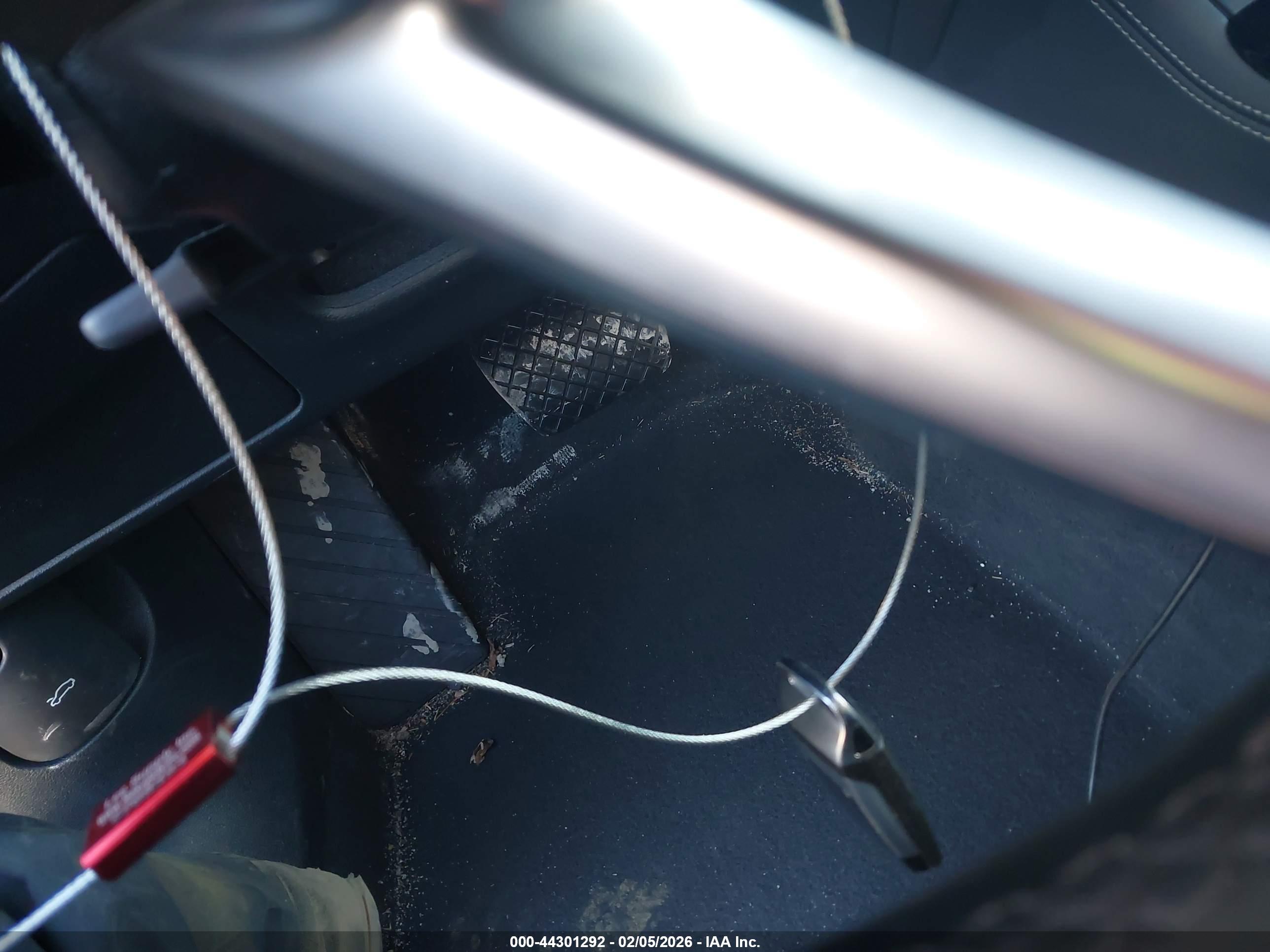 AUDI A4 image 11